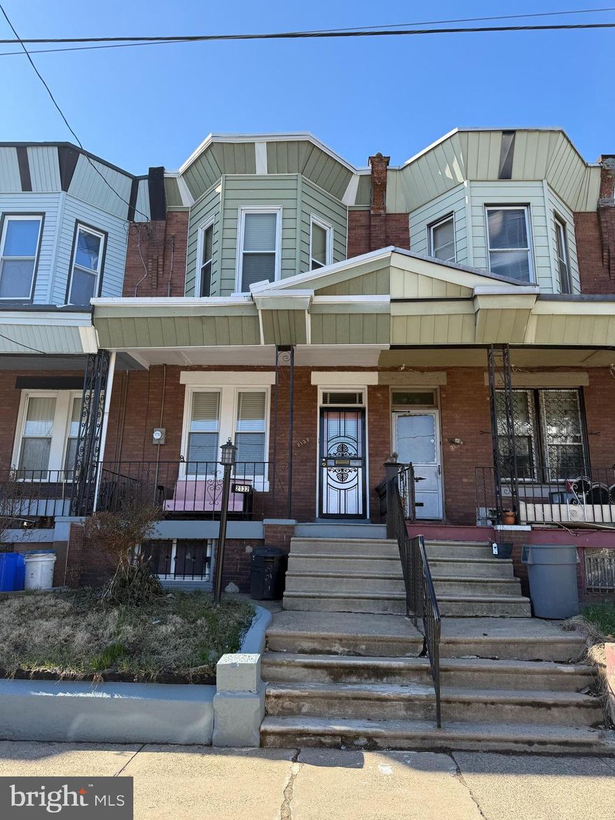 Great home in the Tioga area, perfect for unlimited investment opportunities. This location would be perfect for a personal care home, transitional home, rental property or flip. Homes in the area are going for $250,000+, this is the perfect time to make your mark and gain a great investment with this home.