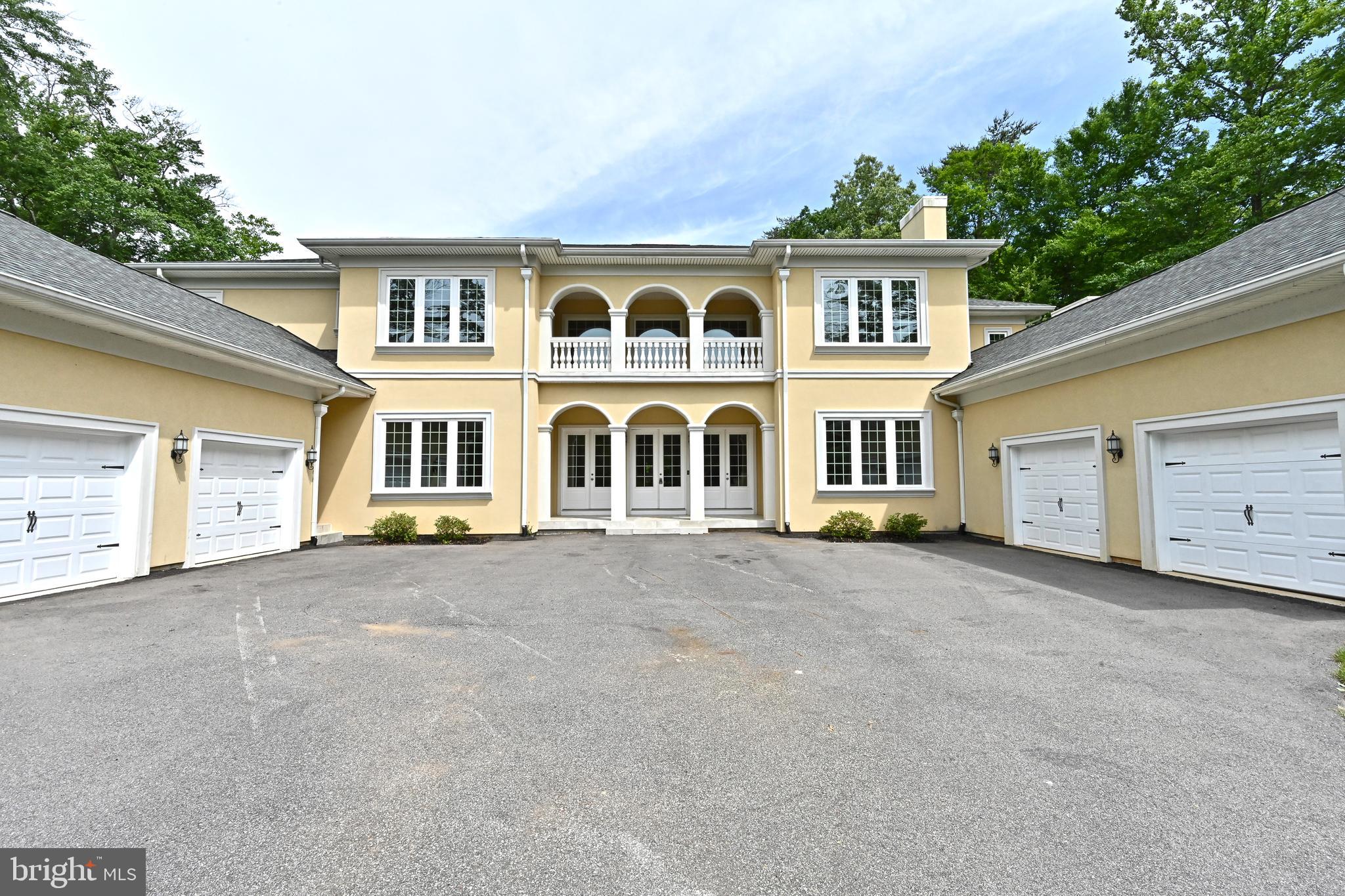 FAIRWOOD ACRES - Residential