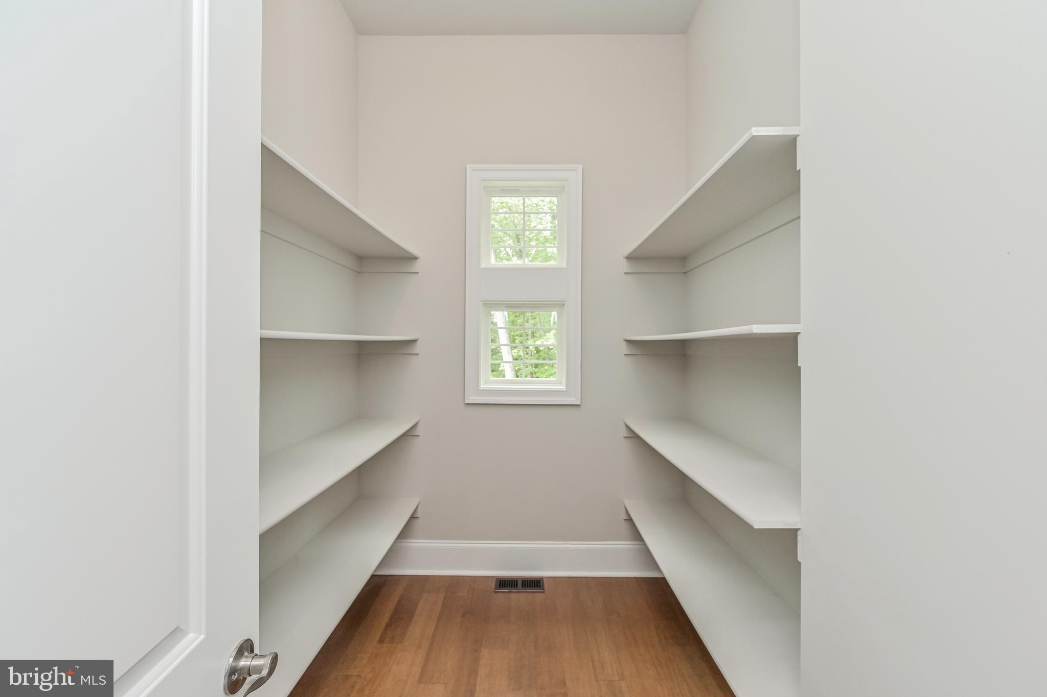 FAIRWOOD ACRES - Residential