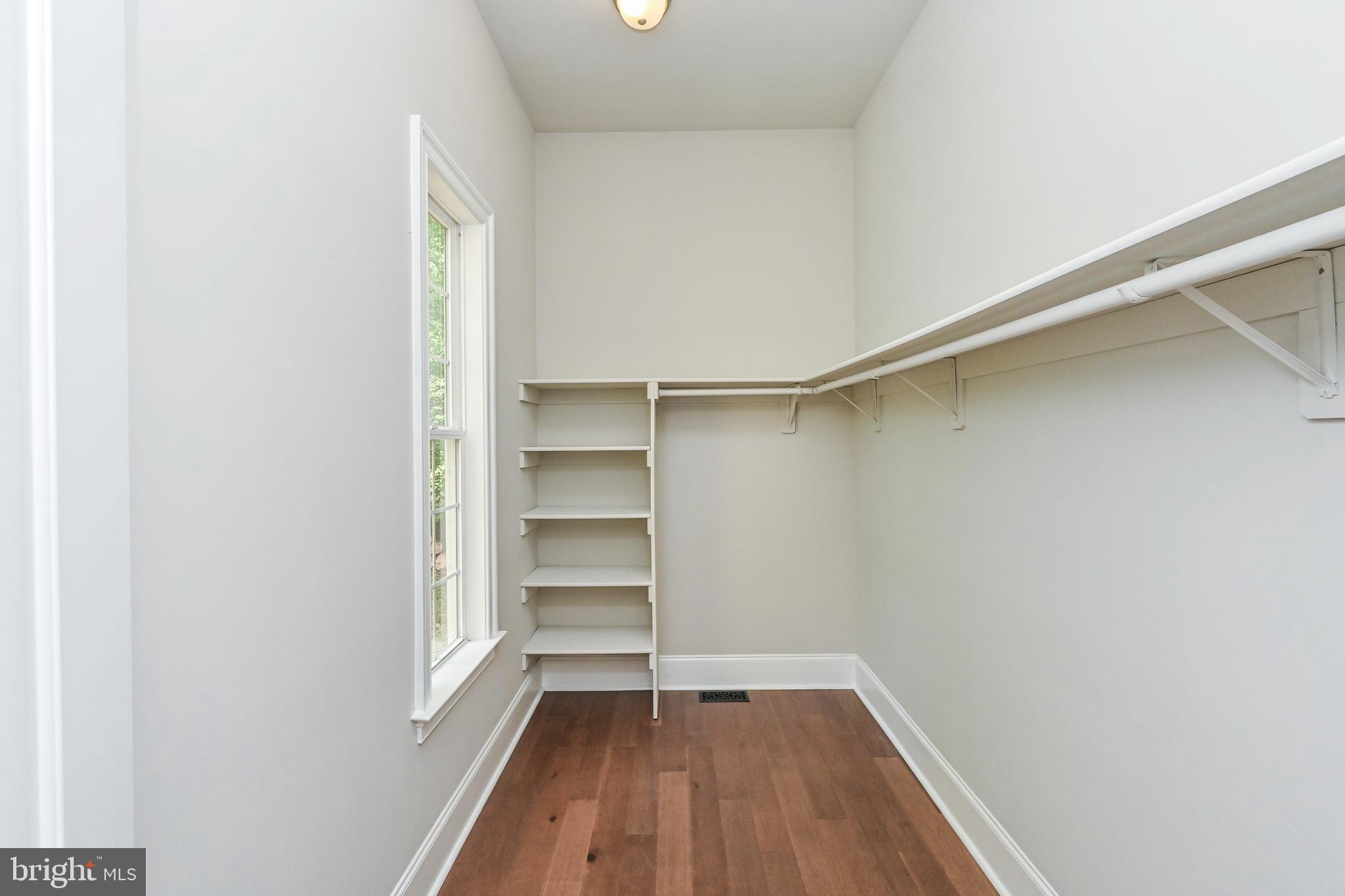 FAIRWOOD ACRES - Residential