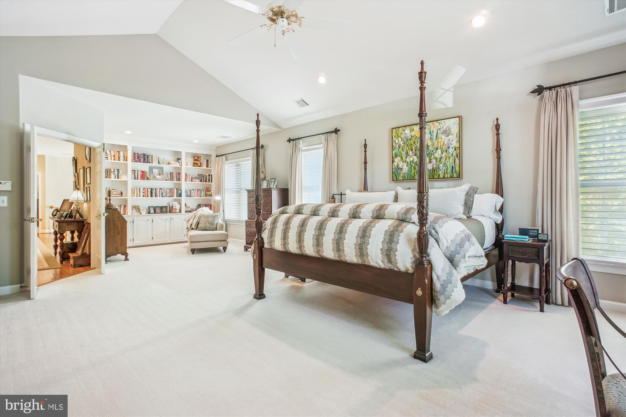 WINDSONG - Residential