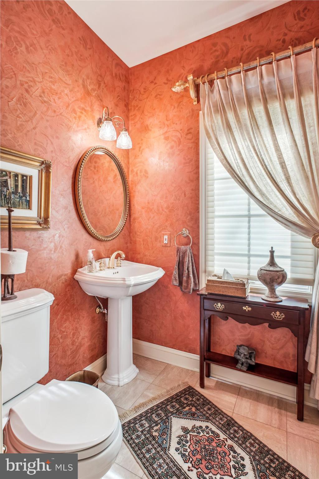 WINDSONG - Residential