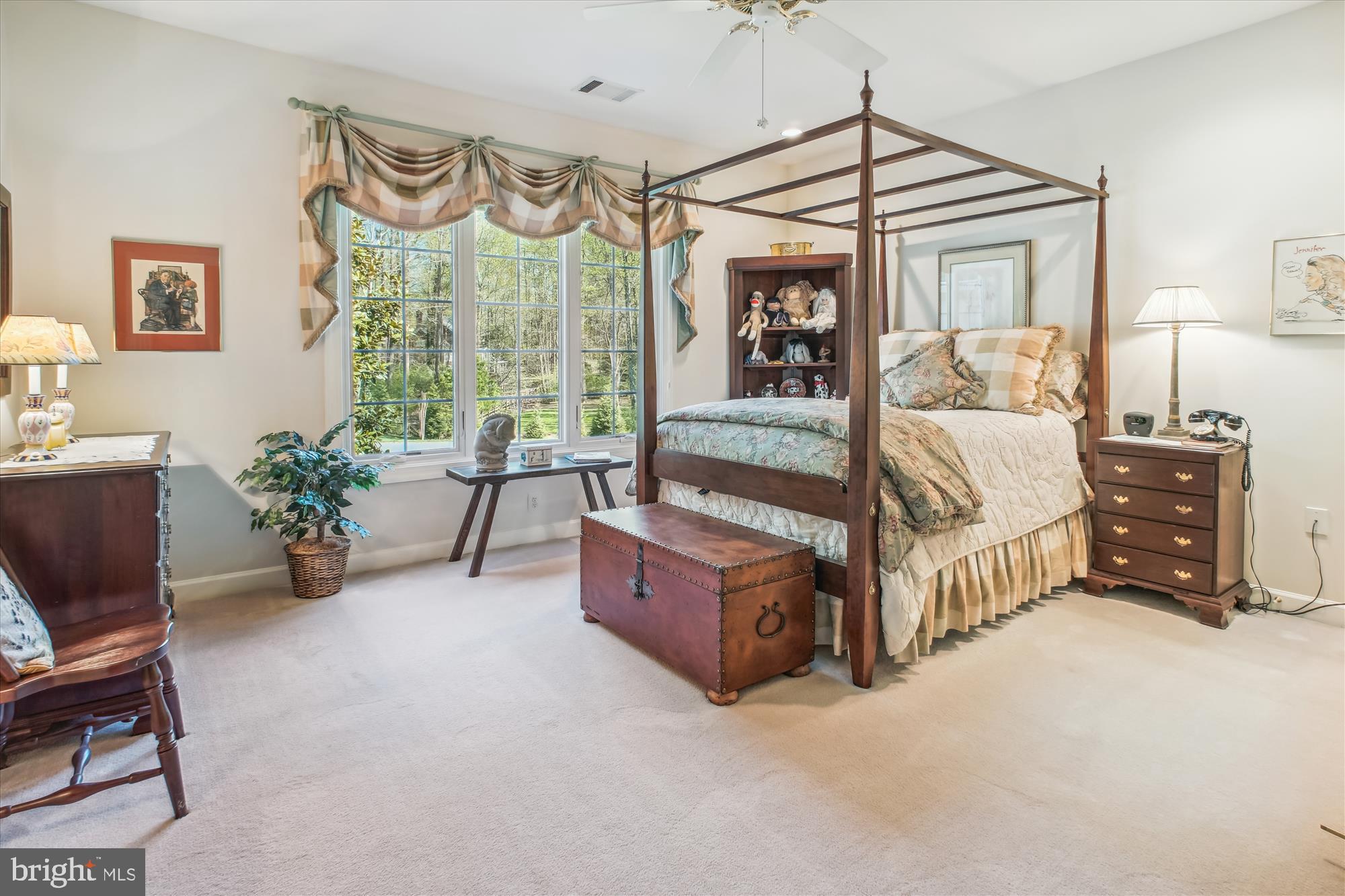 WINDSONG - Residential