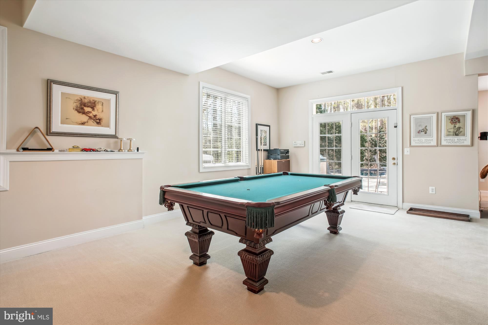 WINDSONG - Residential