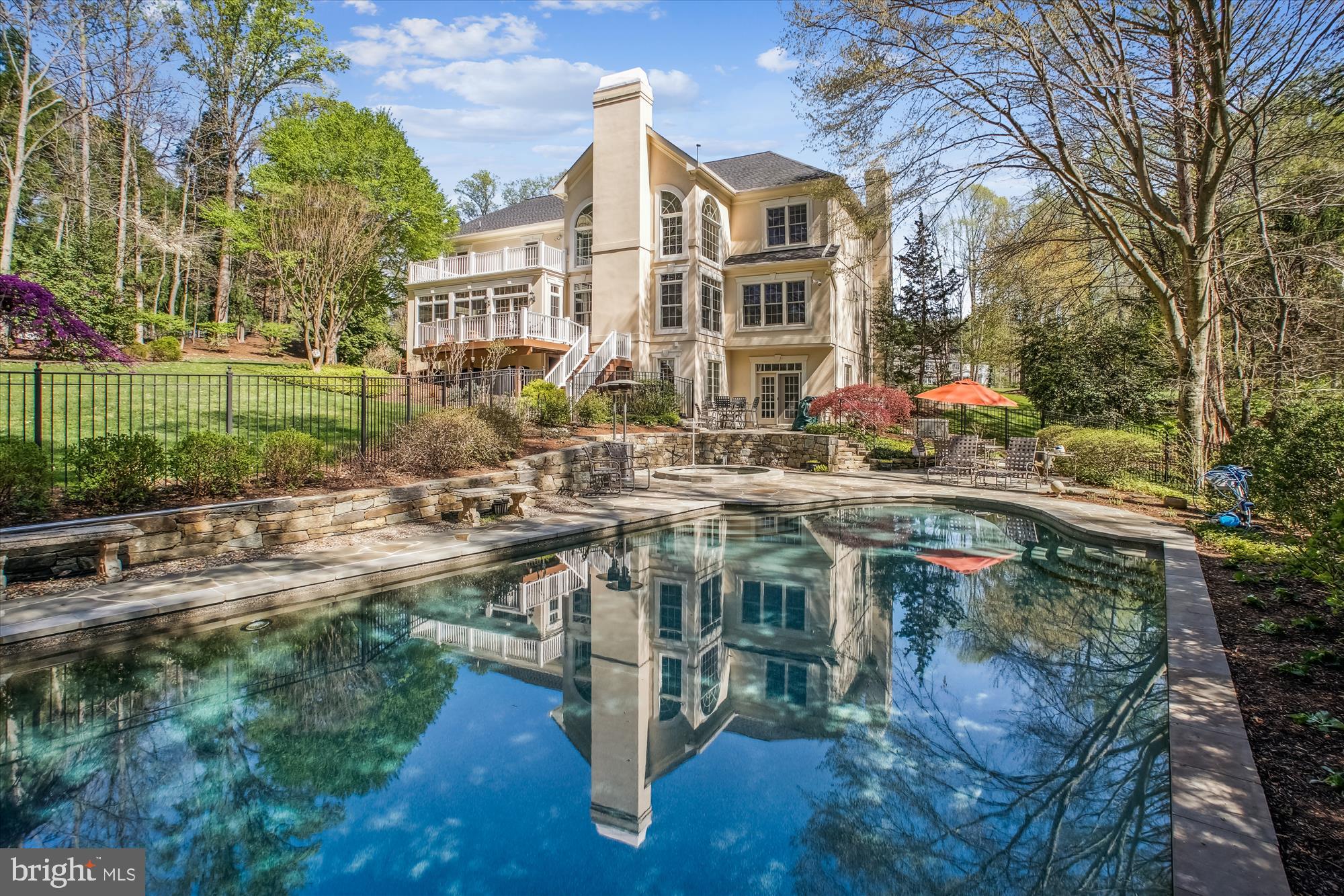 2992 WESTHURST LANE