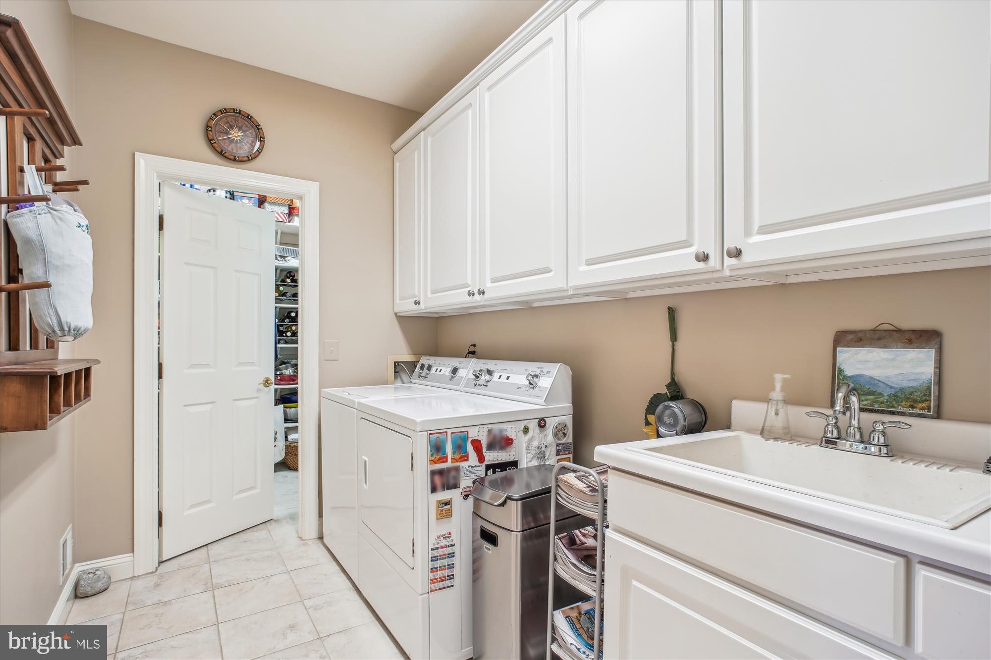 WINDSONG - Residential