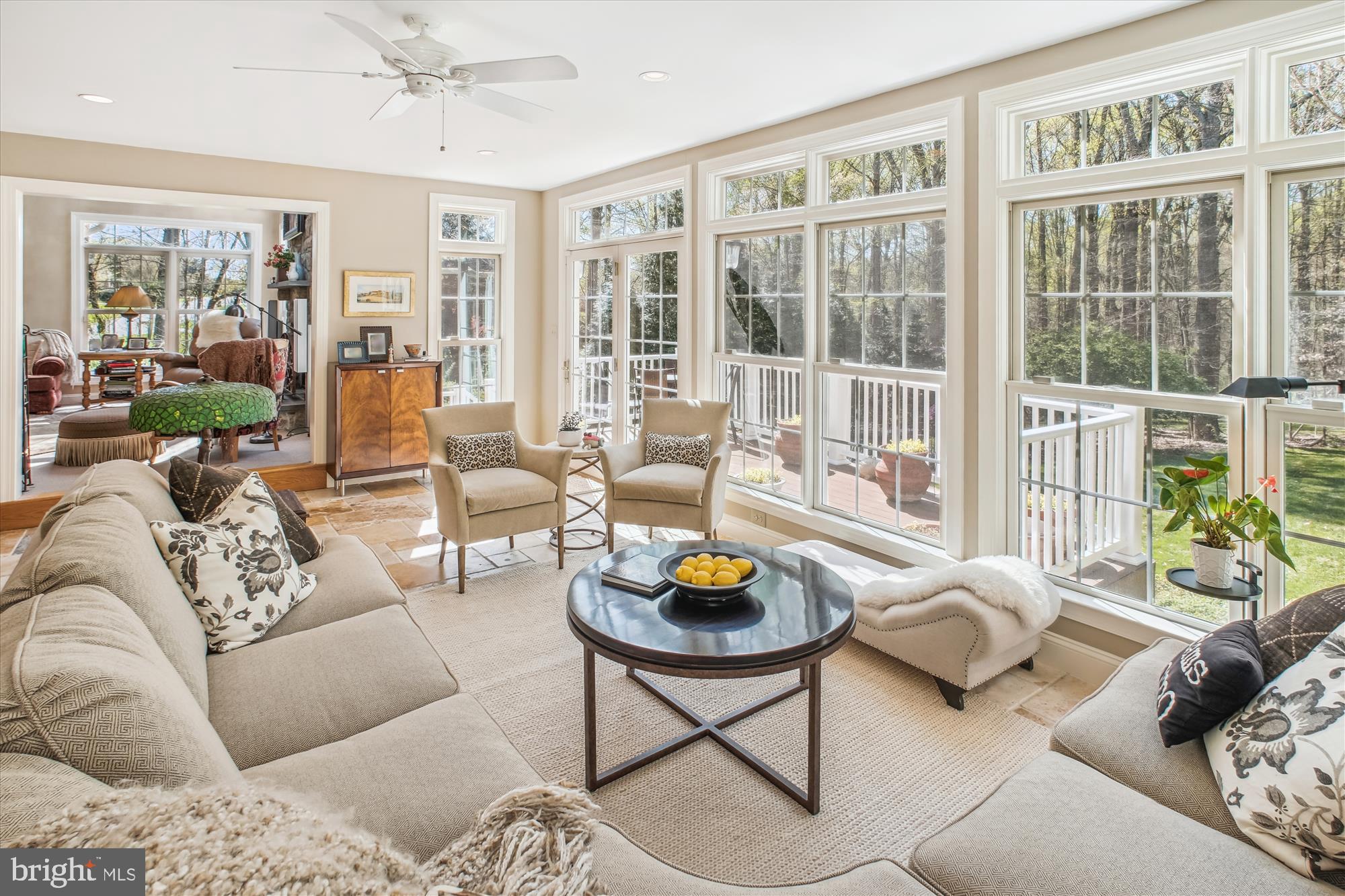 WINDSONG - Residential