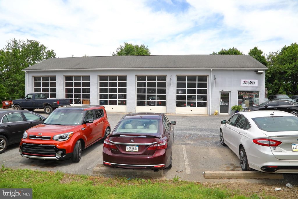 Photo of 2625 Columbia Avenue, LANCASTER, PA 17603 (MLS # PALA2070344)