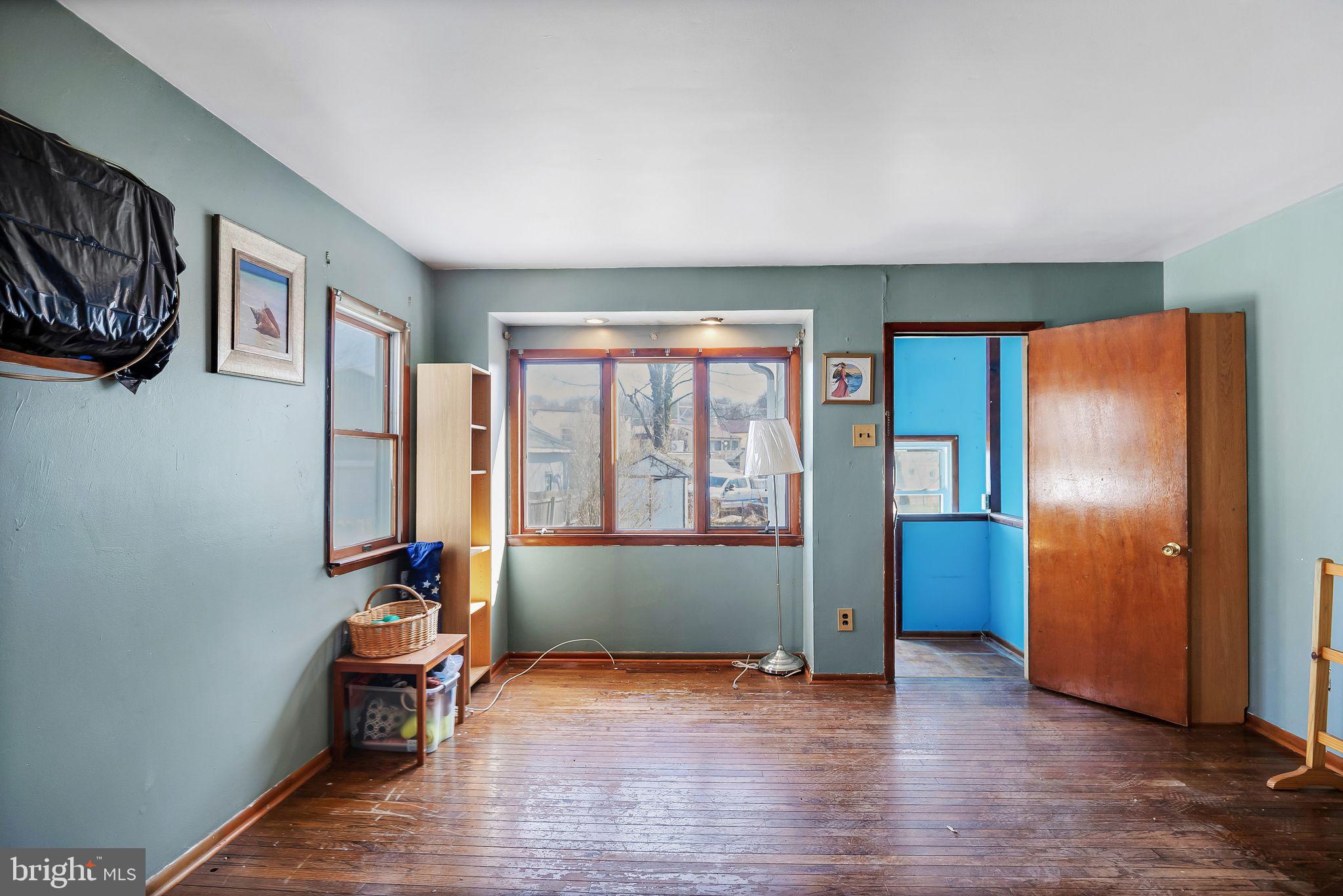 GLENSIDE - Residential