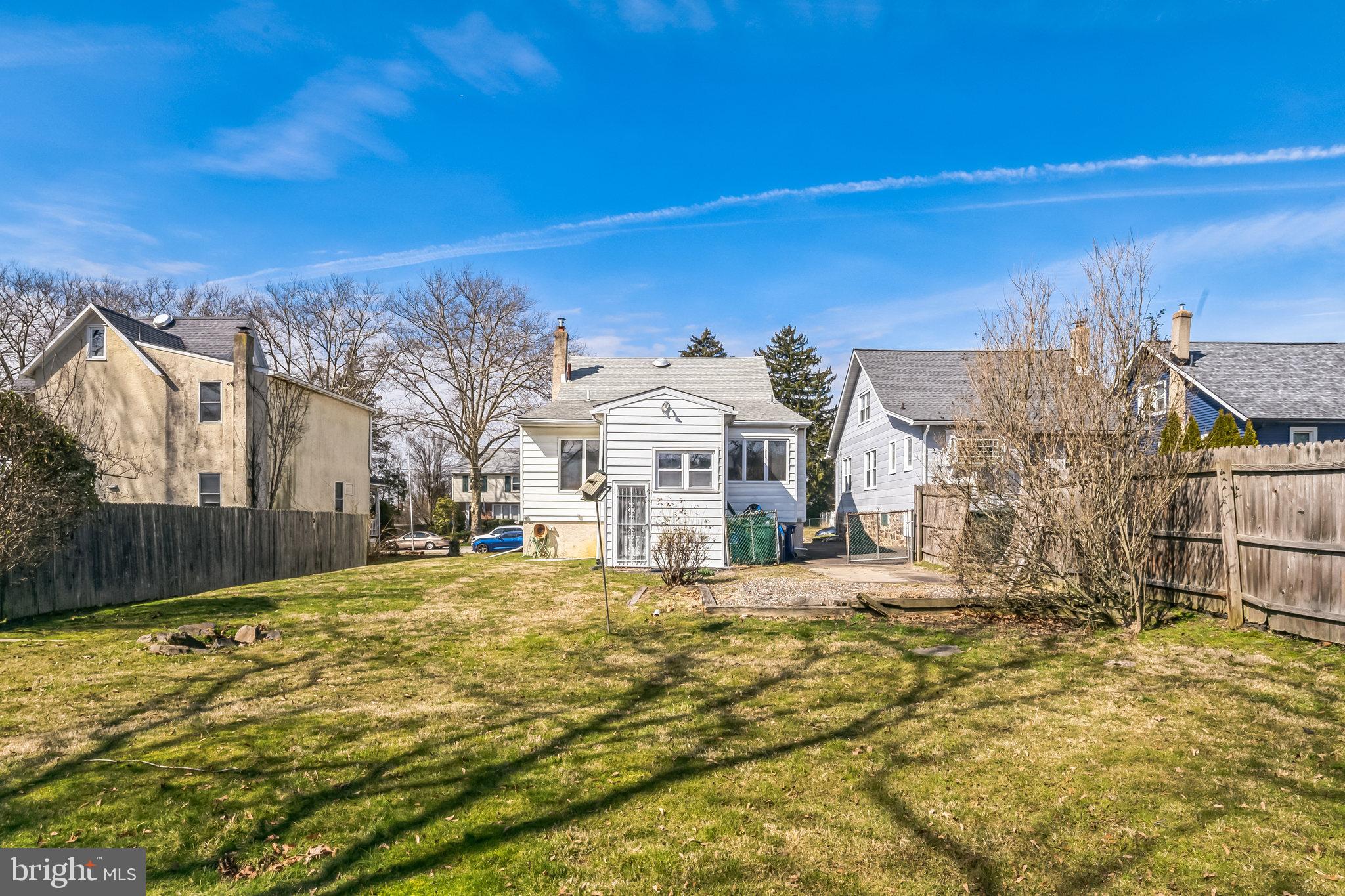 GLENSIDE - Residential
