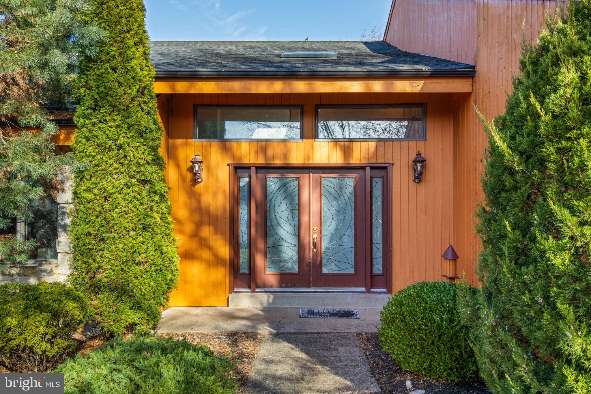 HUNTINGDON VALLEY - Residential