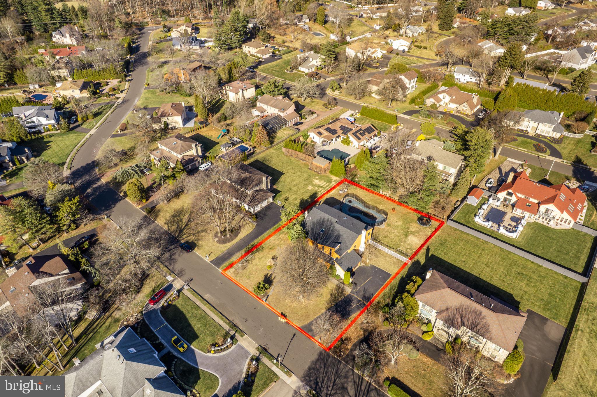 HUNTINGDON VALLEY - Residential