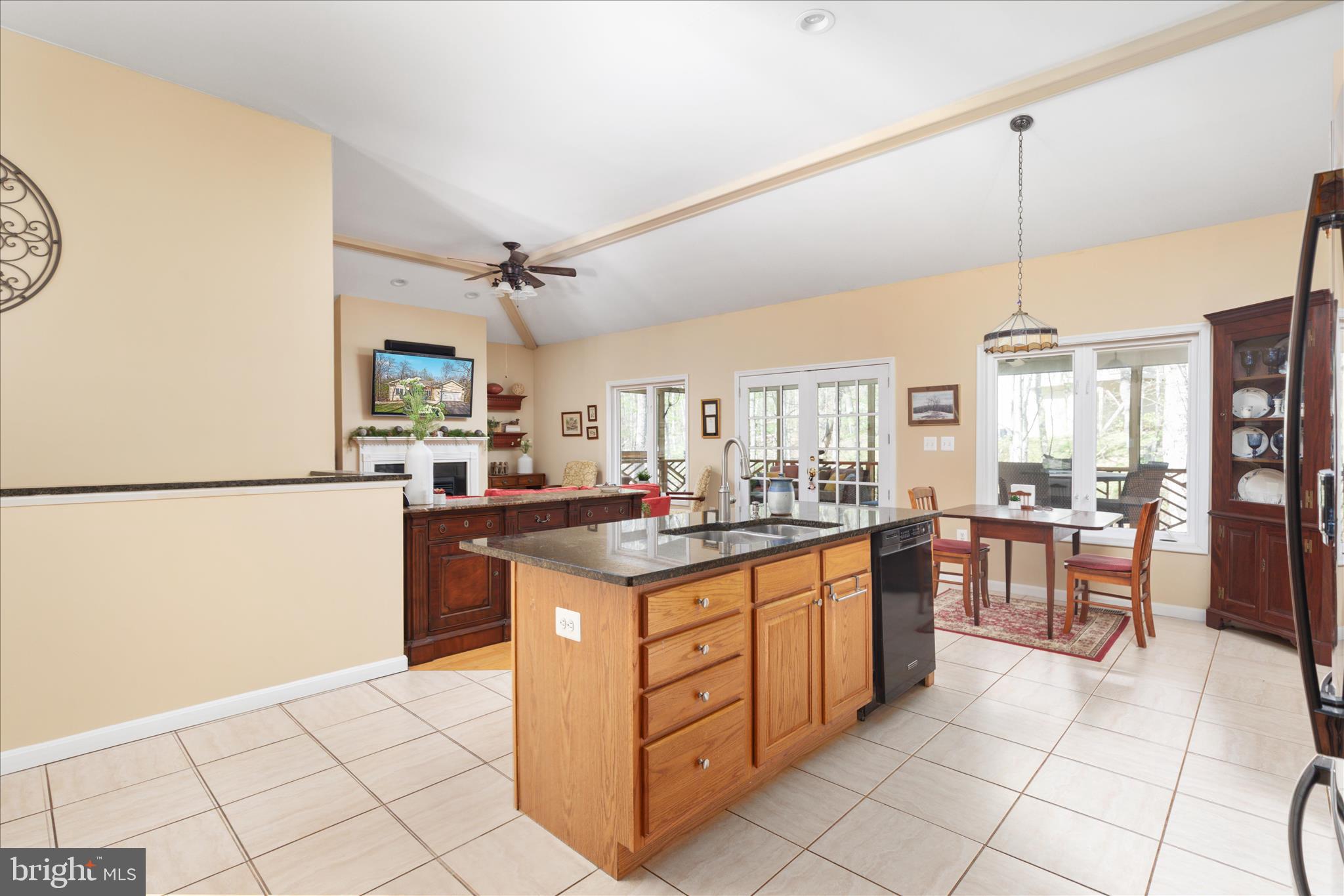 LAKE HOLIDAY ESTATES - Residential