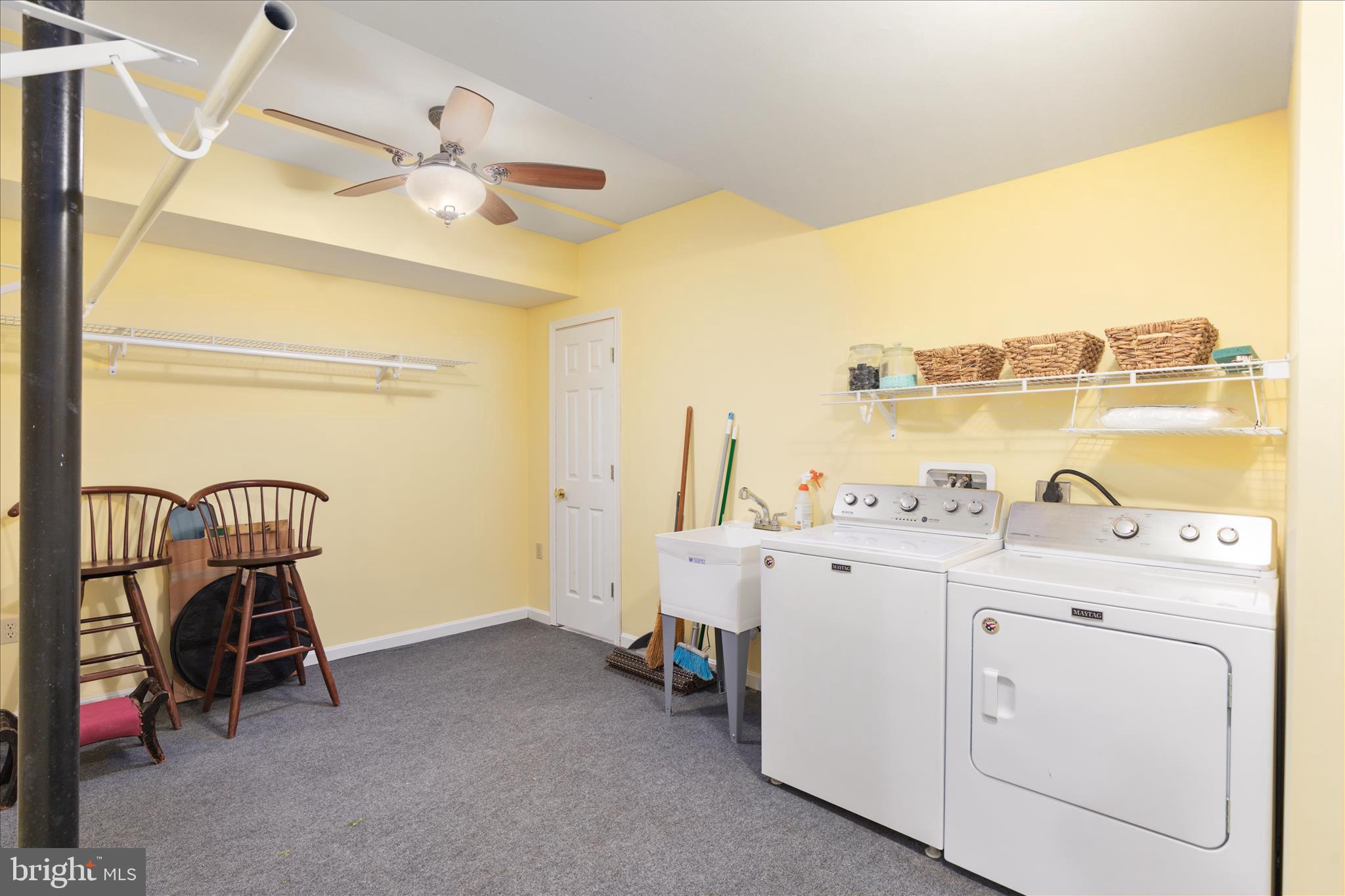 LAKE HOLIDAY ESTATES - Residential