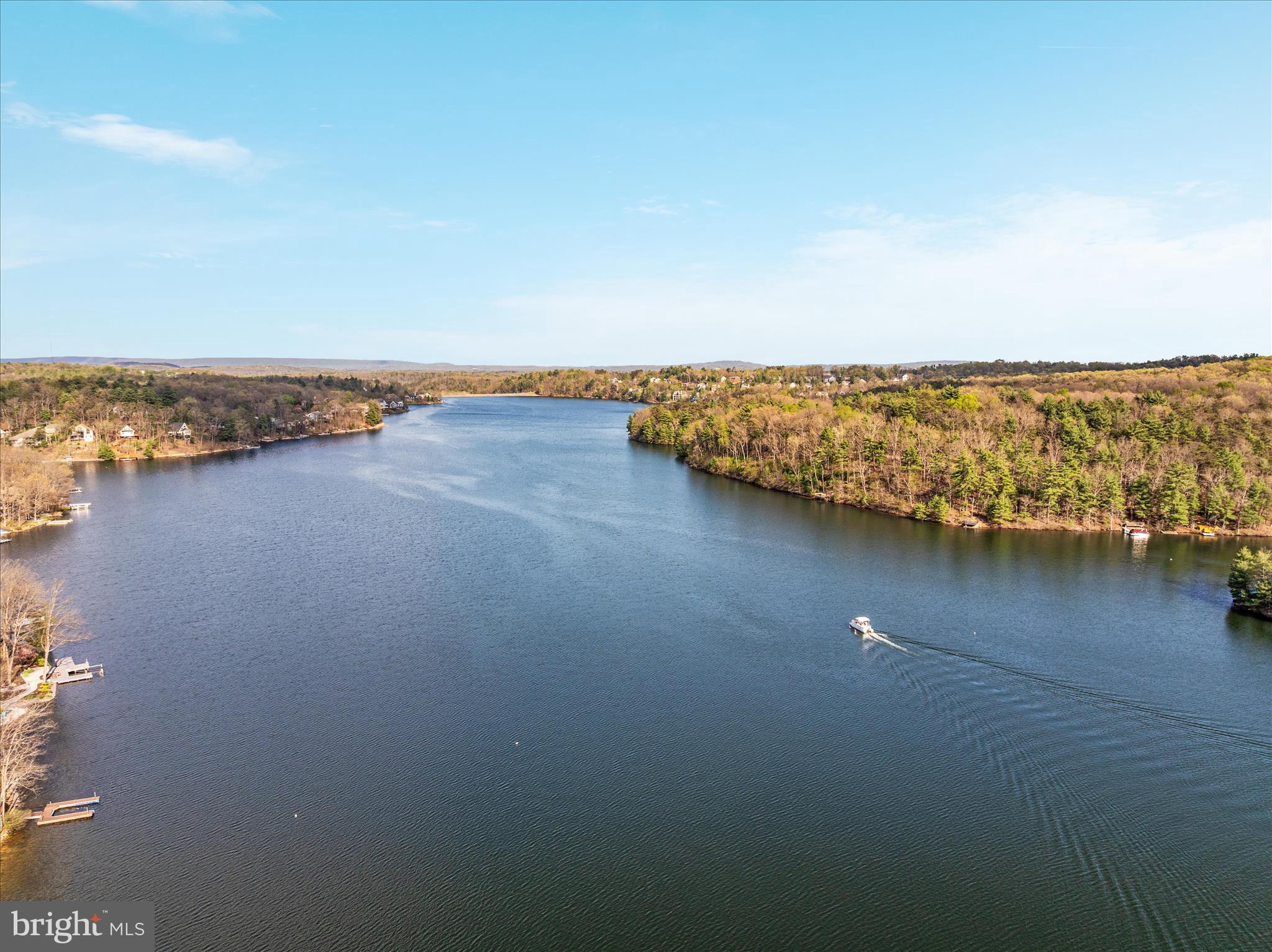 LAKE HOLIDAY ESTATES - Residential