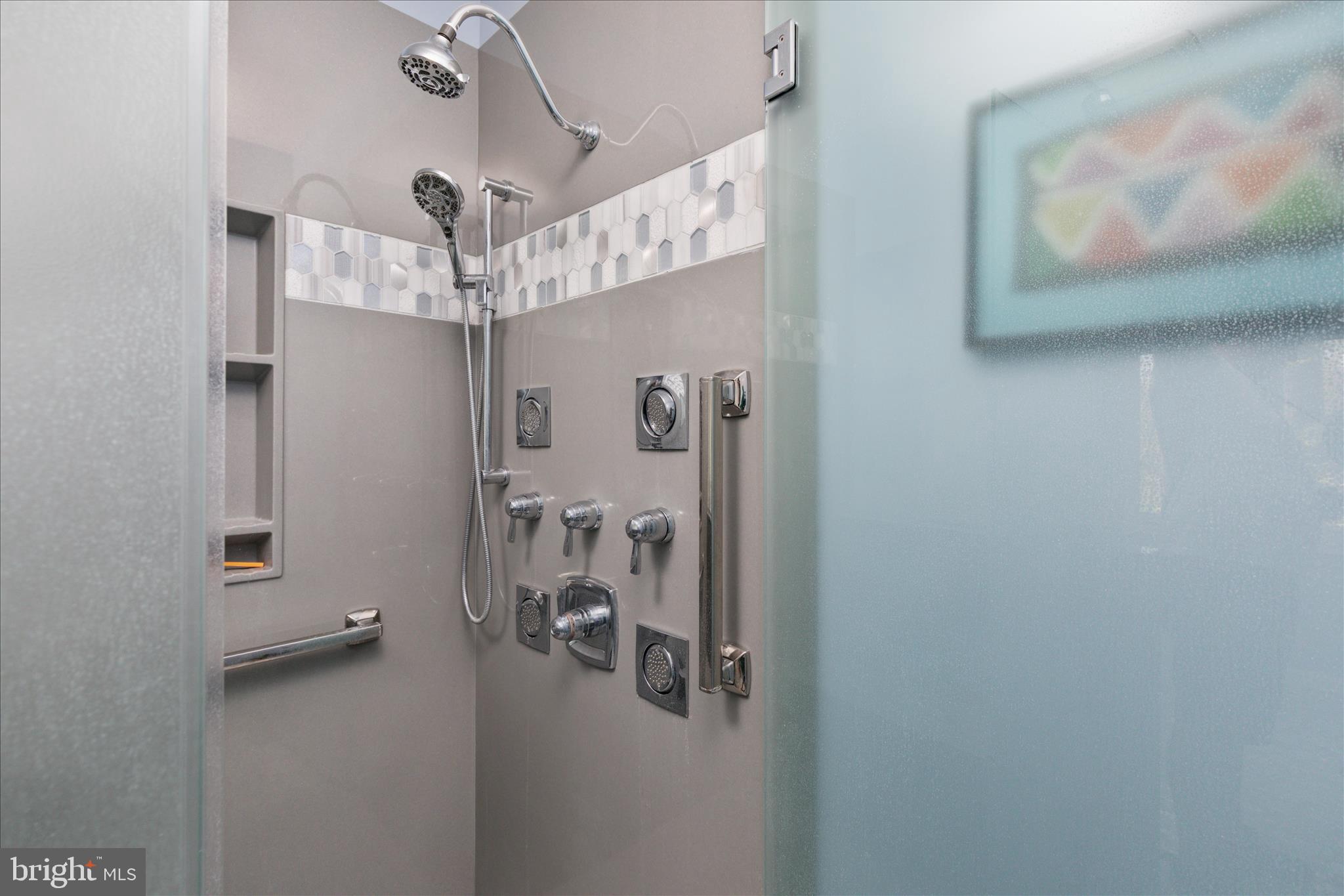 LAKE HOLIDAY ESTATES - Residential