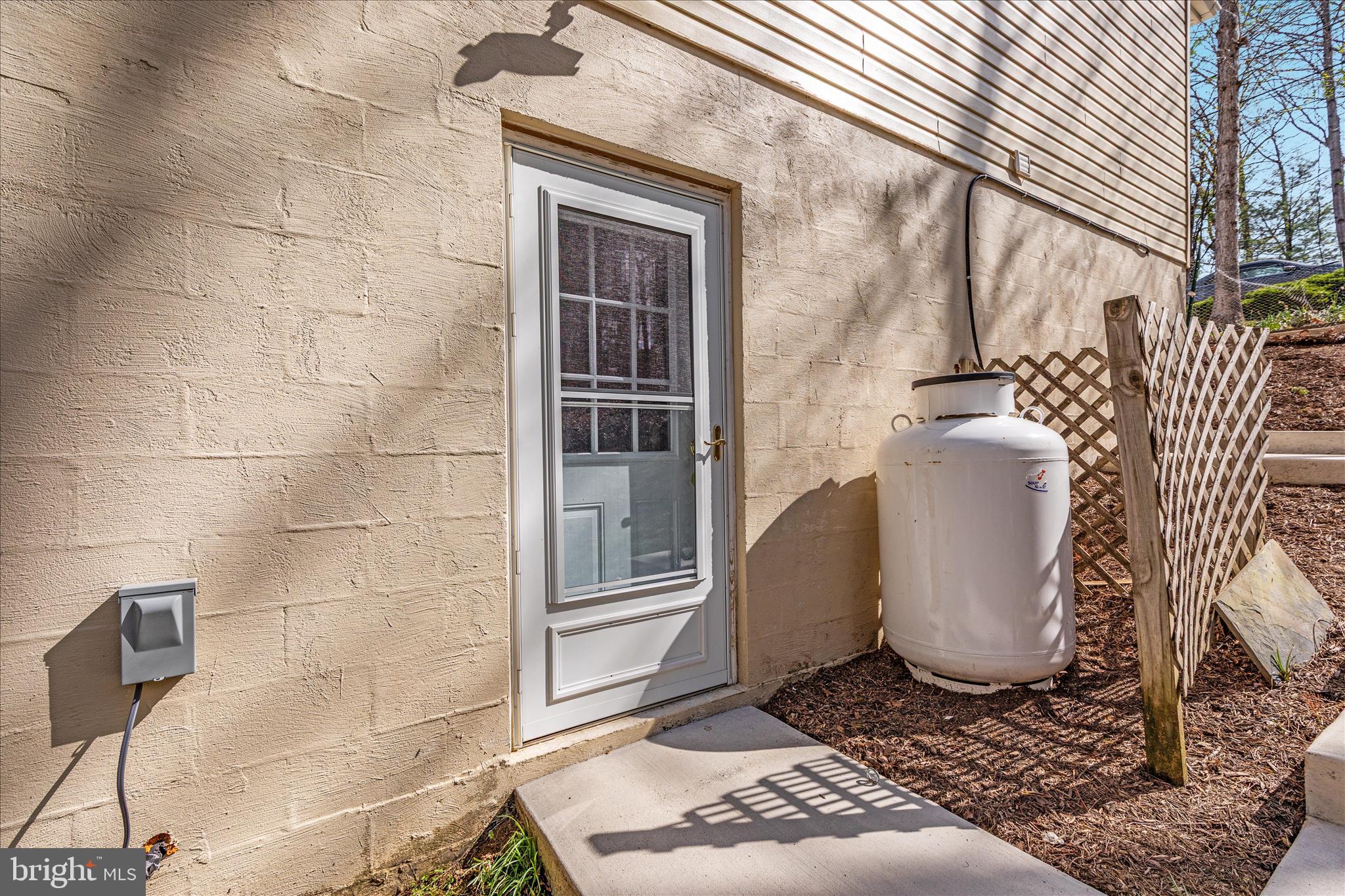 LAKE HOLIDAY ESTATES - Residential