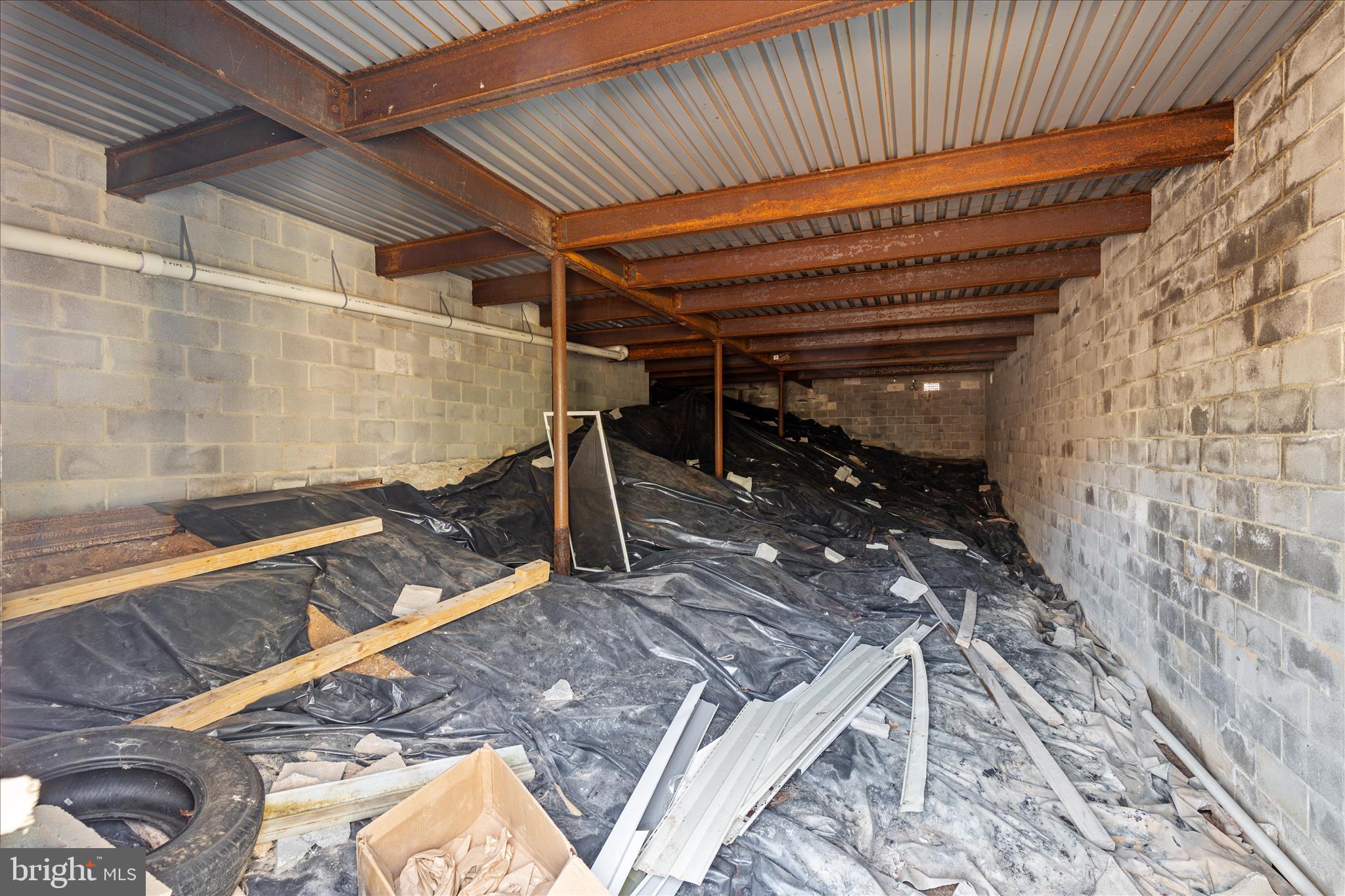 LAKE HOLIDAY ESTATES - Residential