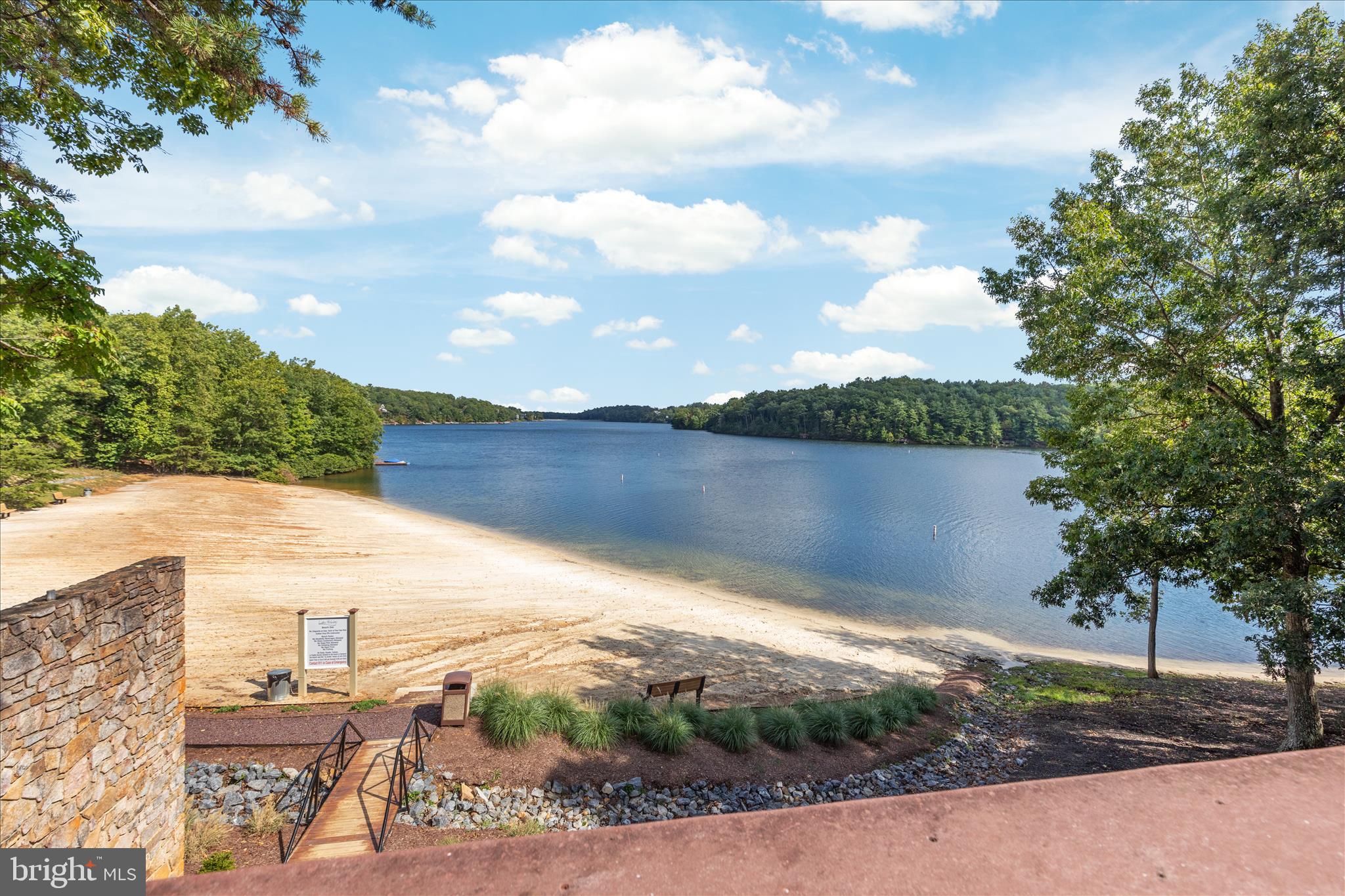 LAKE HOLIDAY ESTATES - Residential