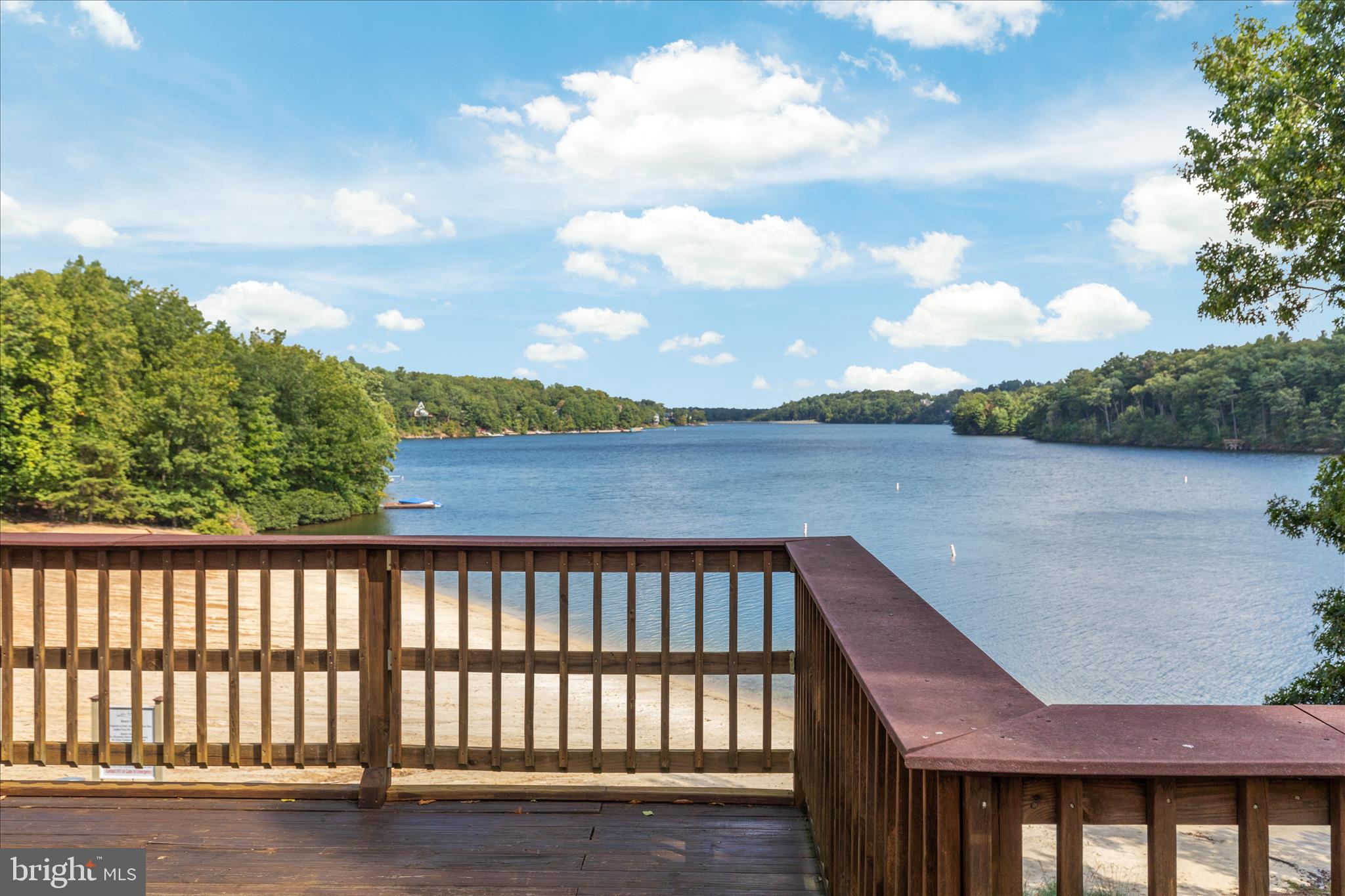 LAKE HOLIDAY ESTATES - Residential