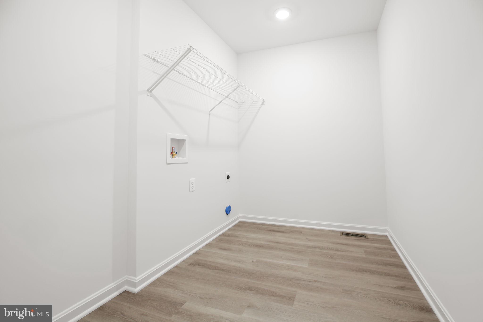 LAKE OF THE WOODS - Residential