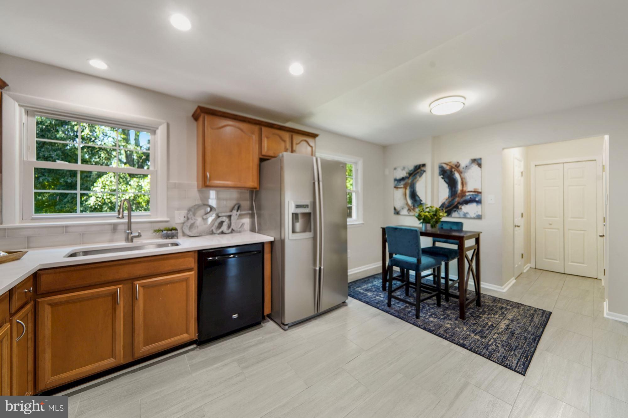 ROLLING VALLEY WEST - Residential