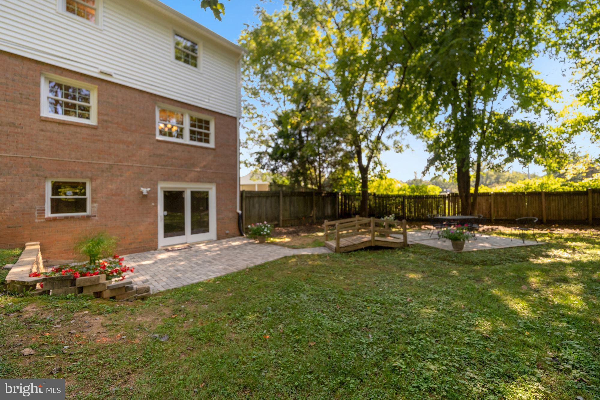 ROLLING VALLEY WEST - Residential