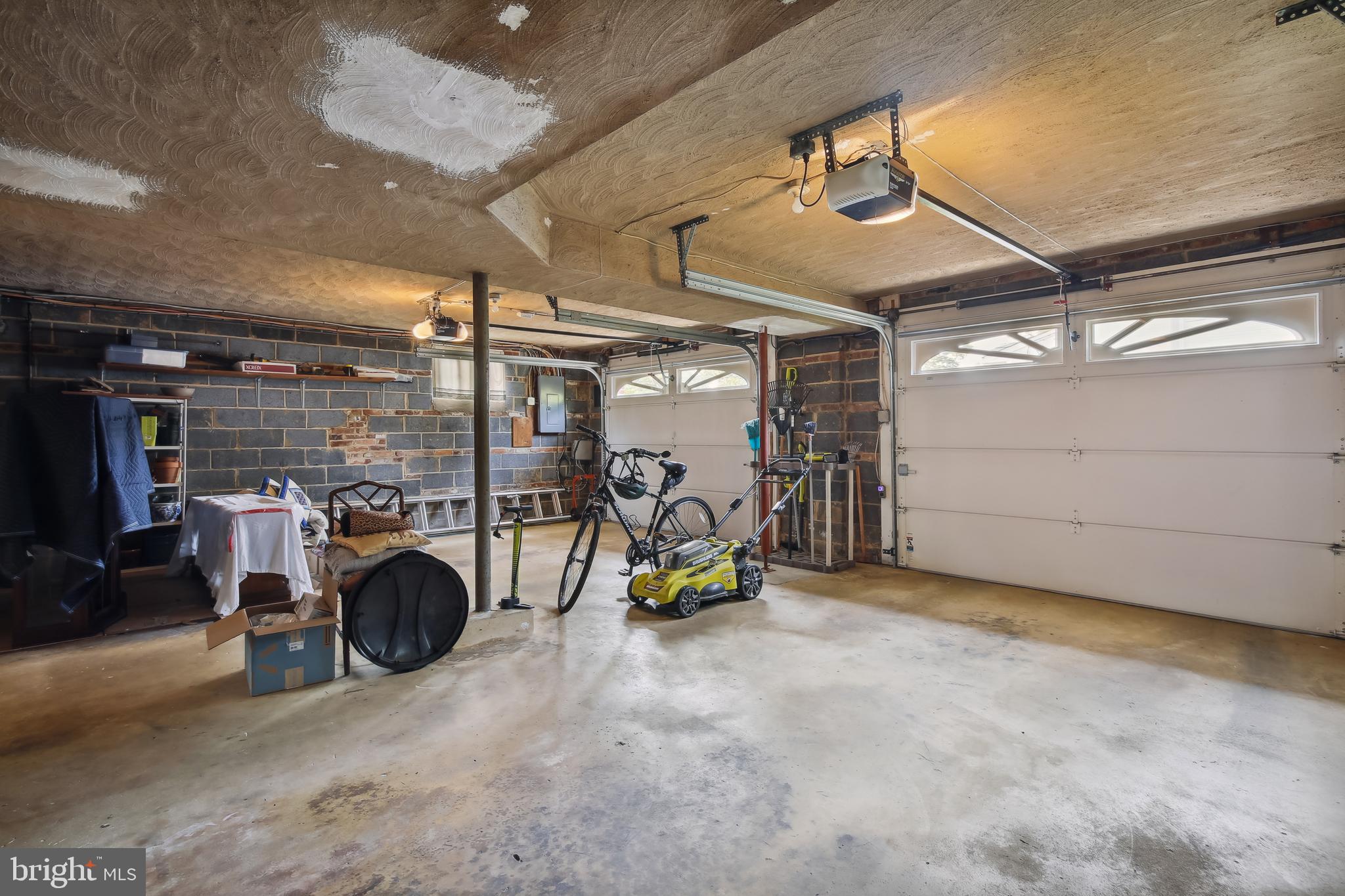 WEST LEWINSVILLE HEIGHTS - Residential