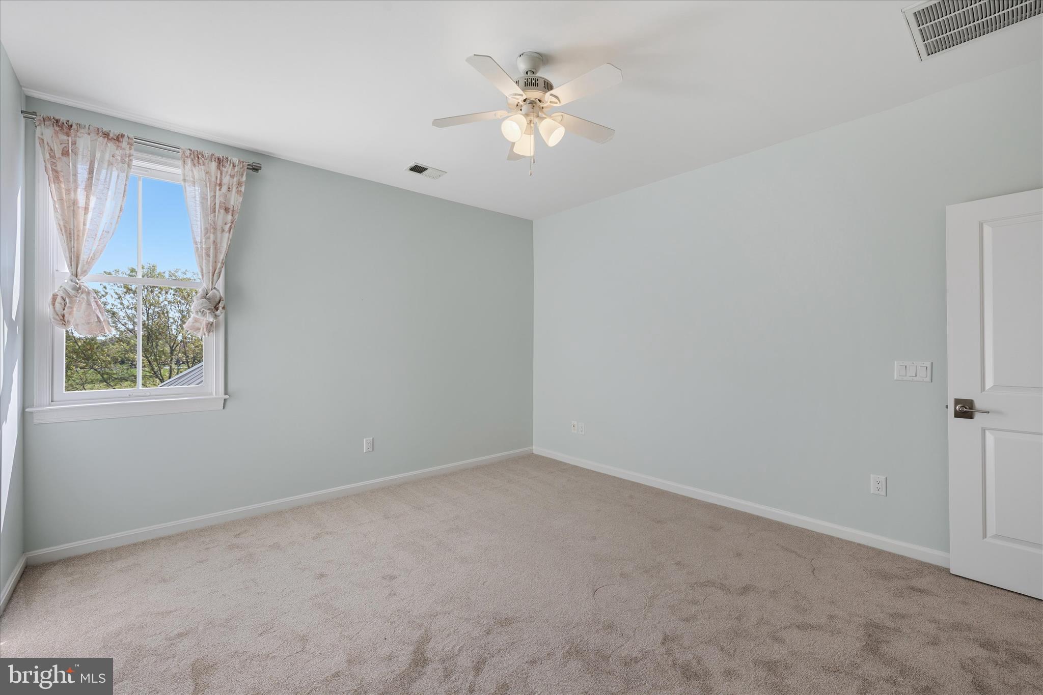 PENINSULA - Residential