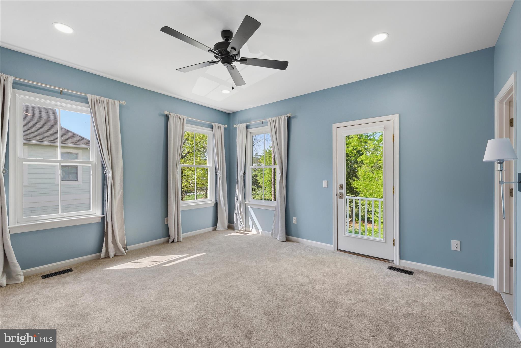 PENINSULA - Residential