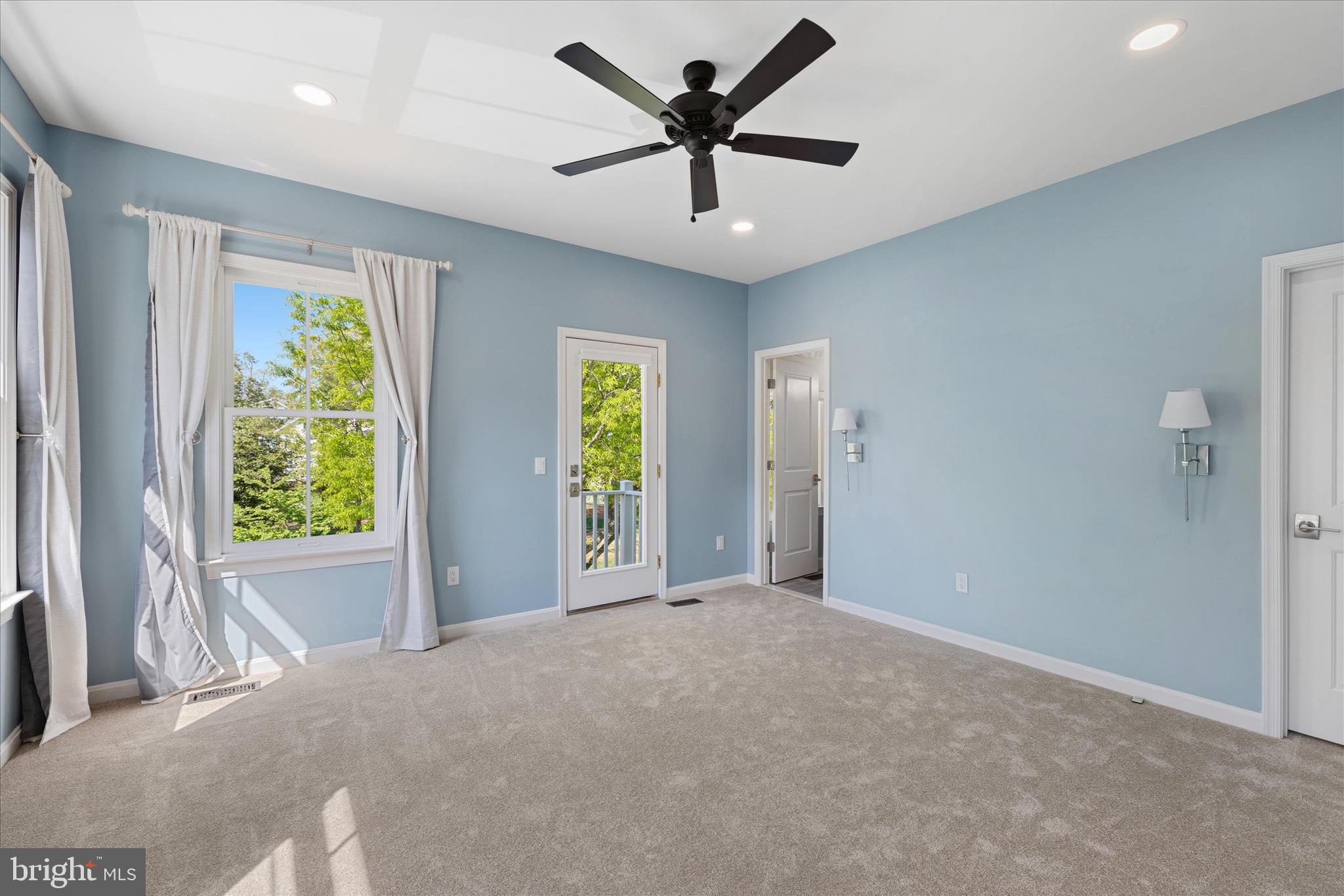 PENINSULA - Residential