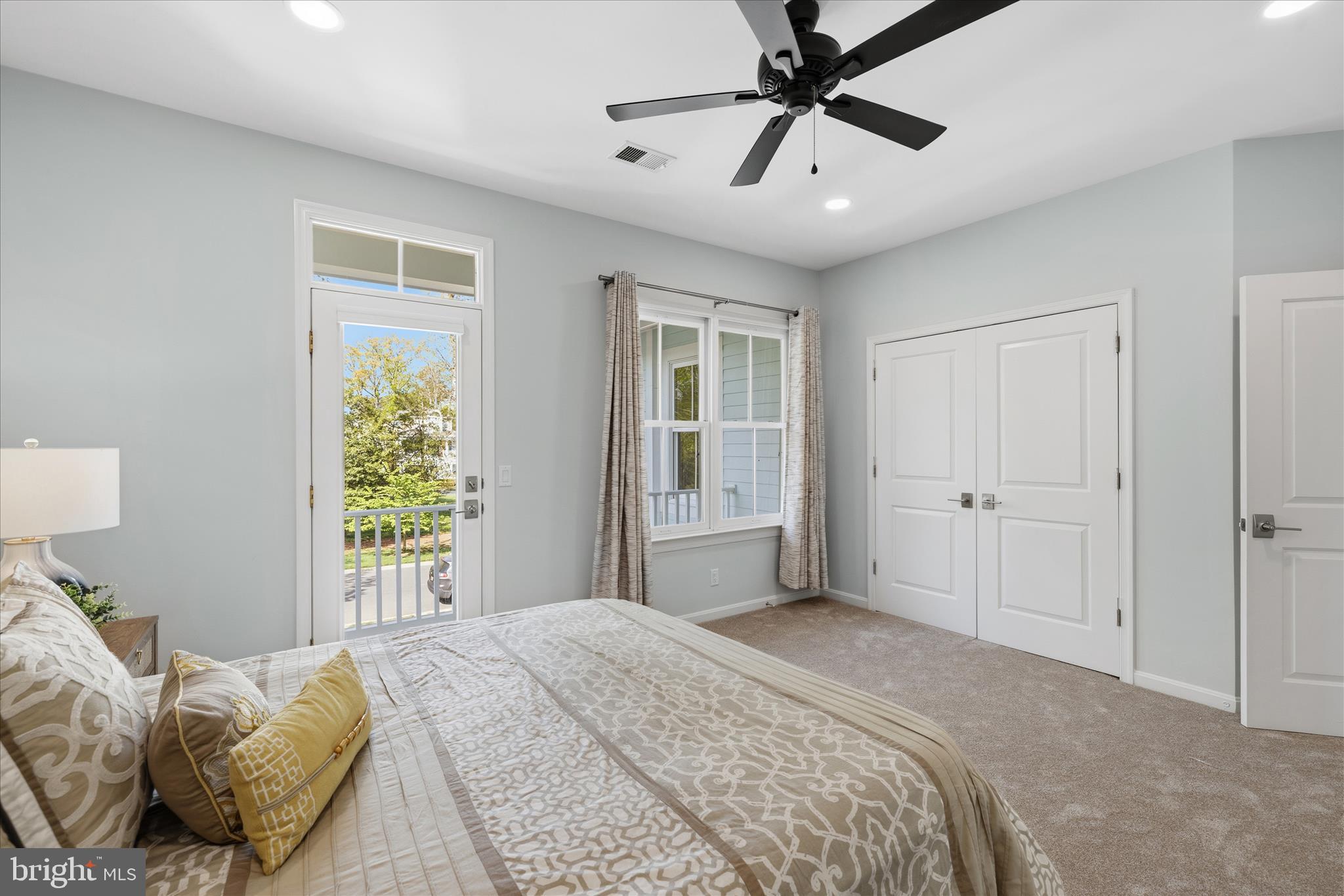 PENINSULA - Residential