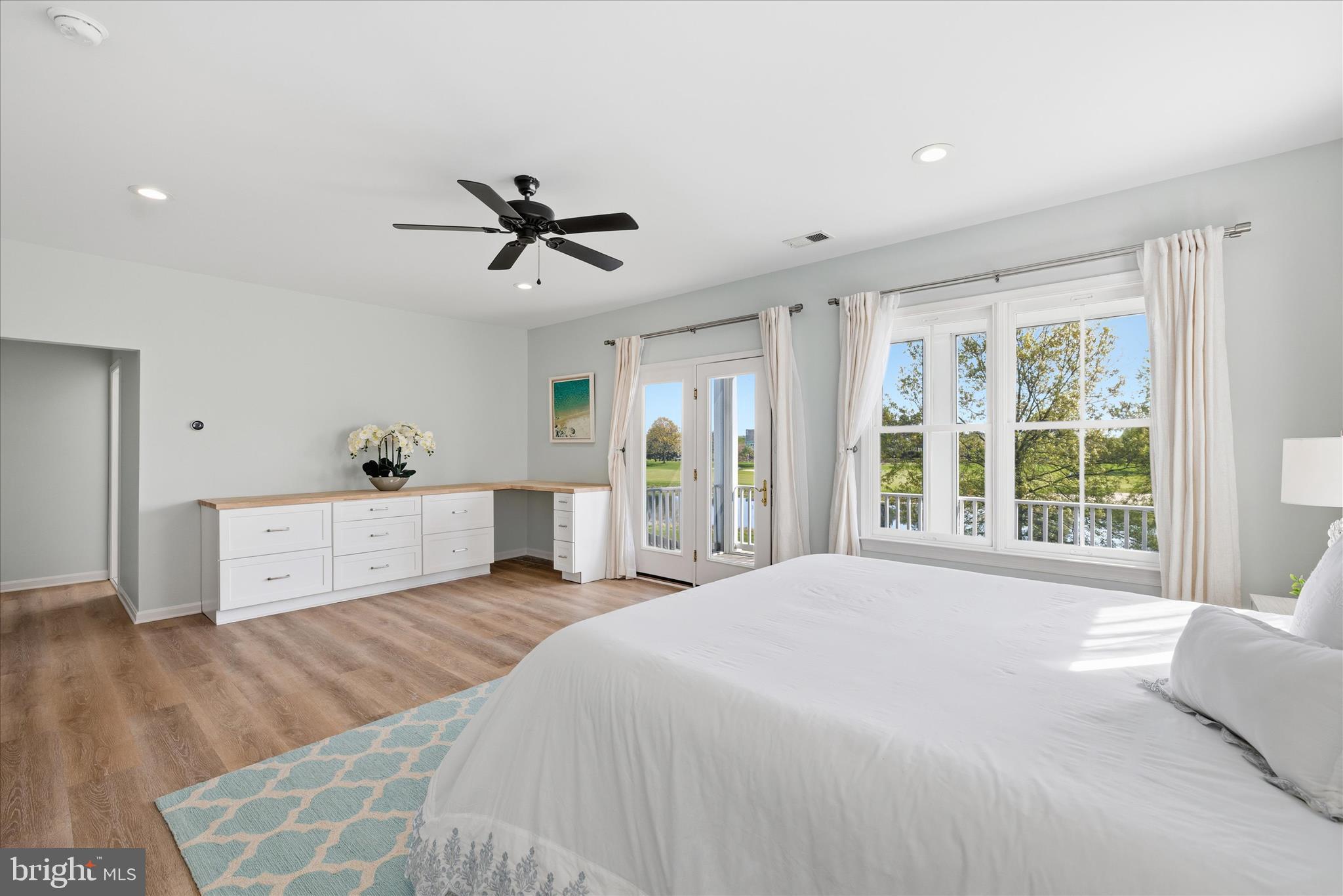 PENINSULA - Residential