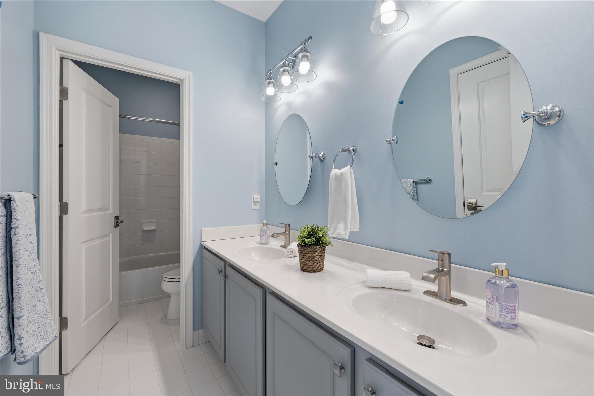 PENINSULA - Residential