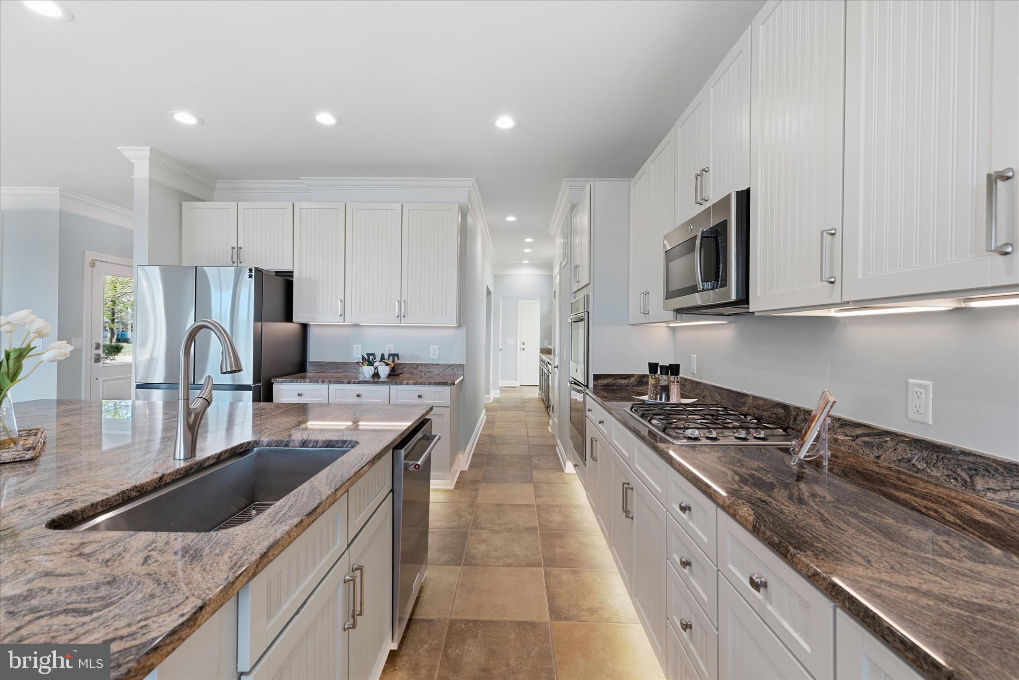 PENINSULA - Residential