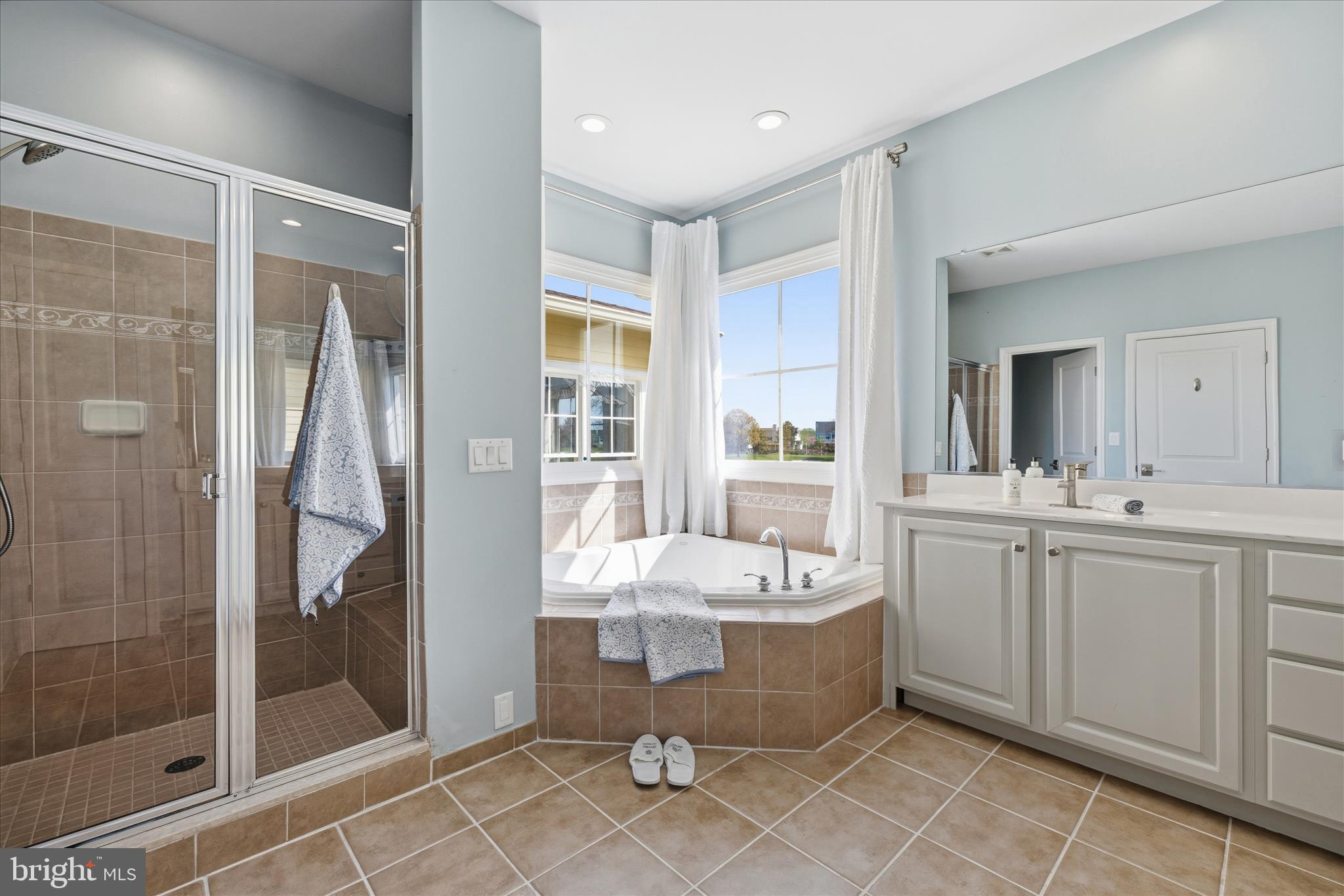 PENINSULA - Residential