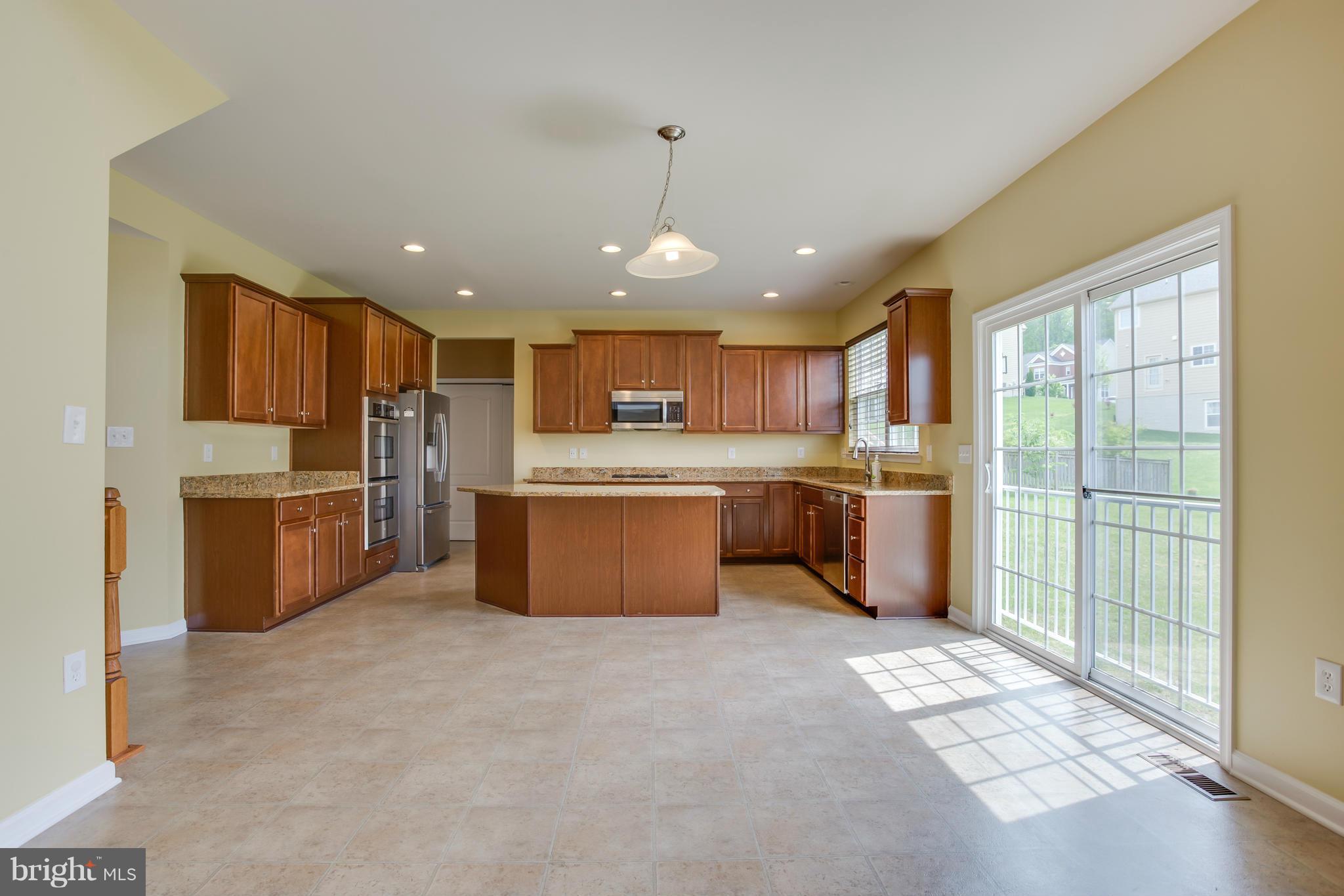 HILLS OF AQUIA - Residential