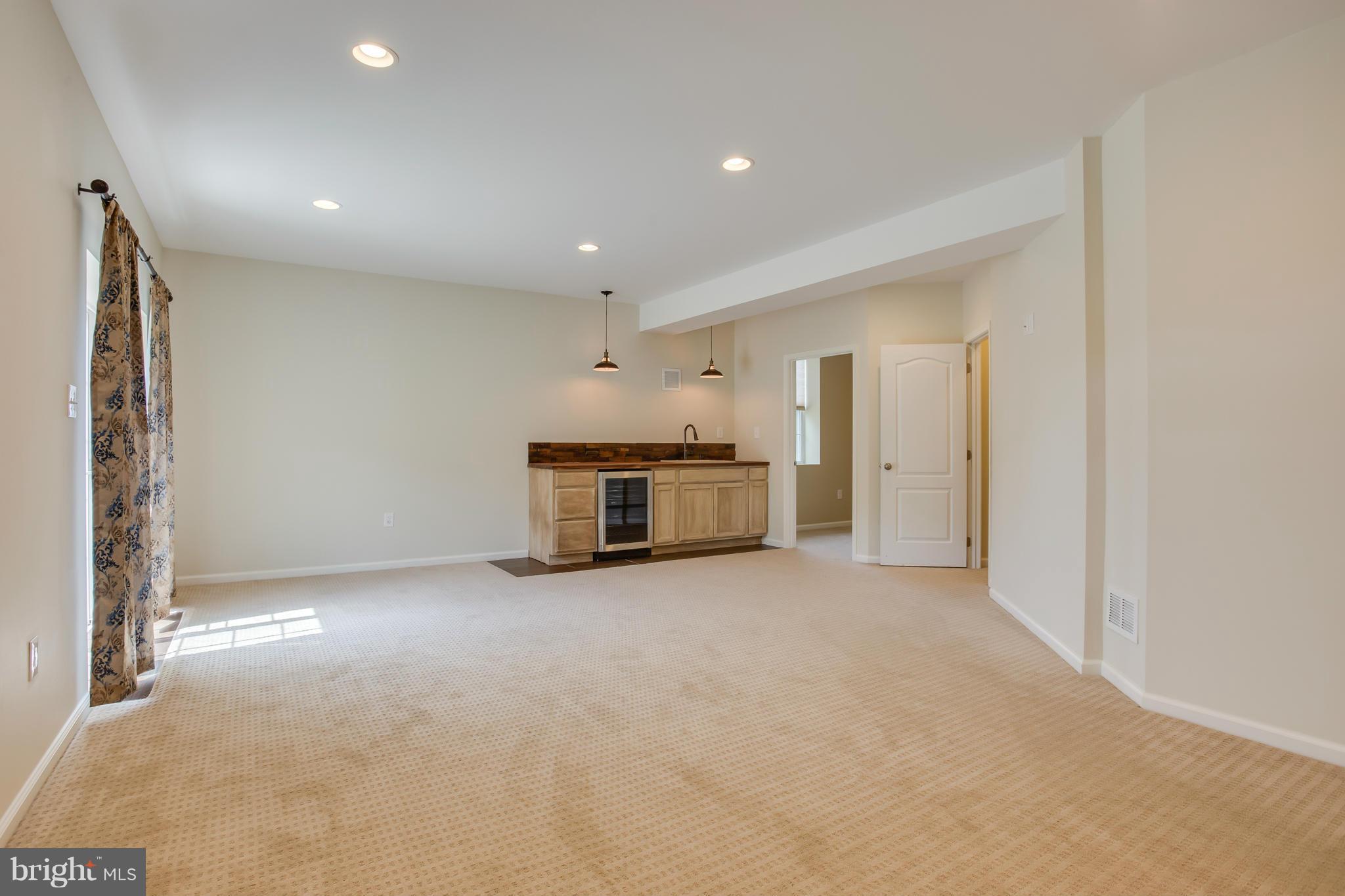 HILLS OF AQUIA - Residential