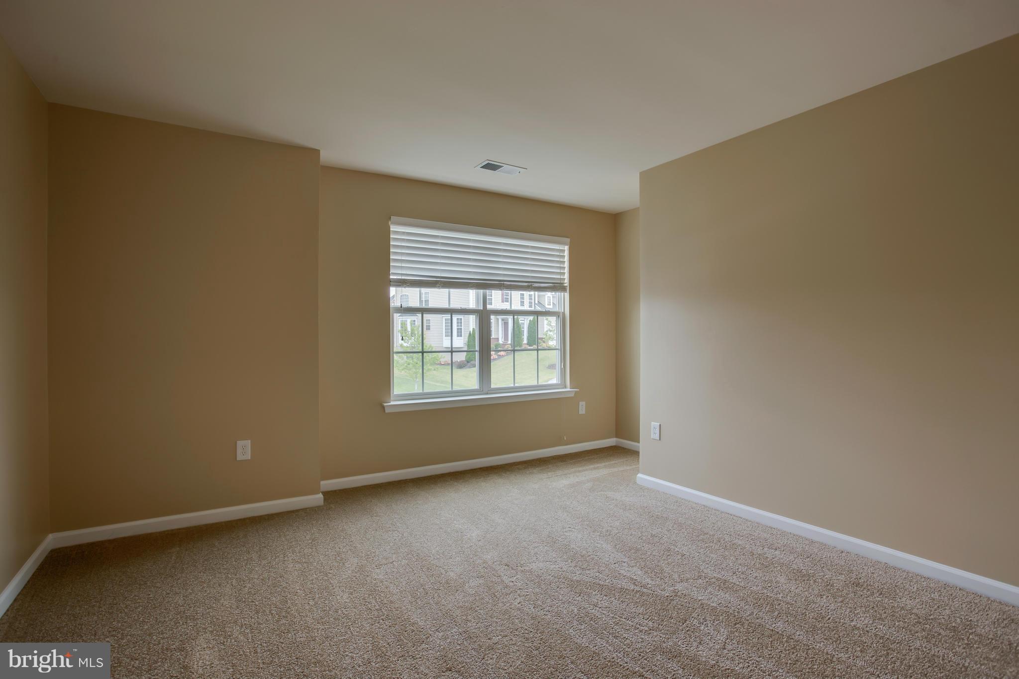 HILLS OF AQUIA - Residential