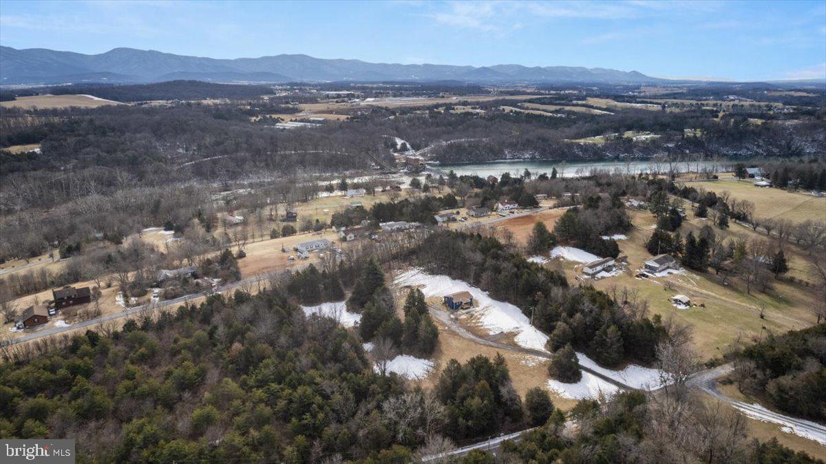 RIVERVIEW ESTATES - Residential