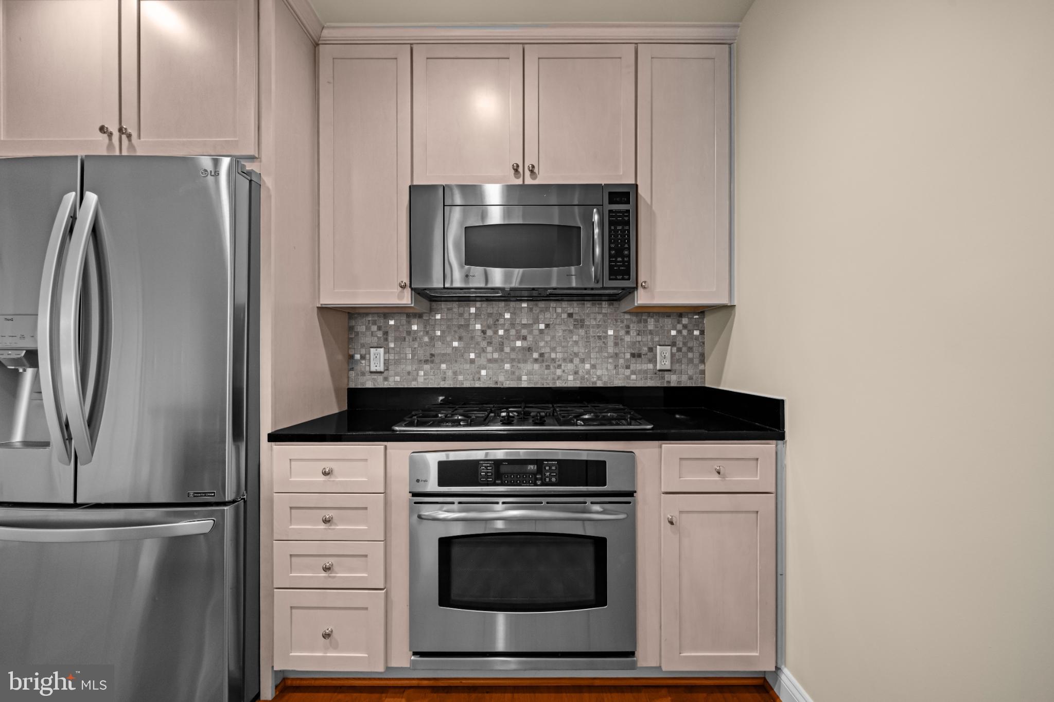 MONROE - Residential