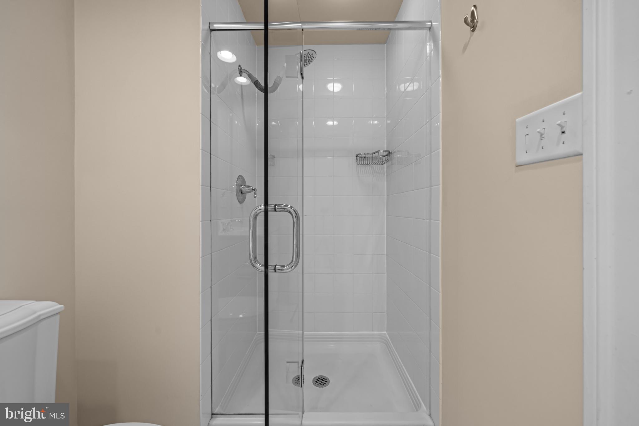 MONROE - Residential