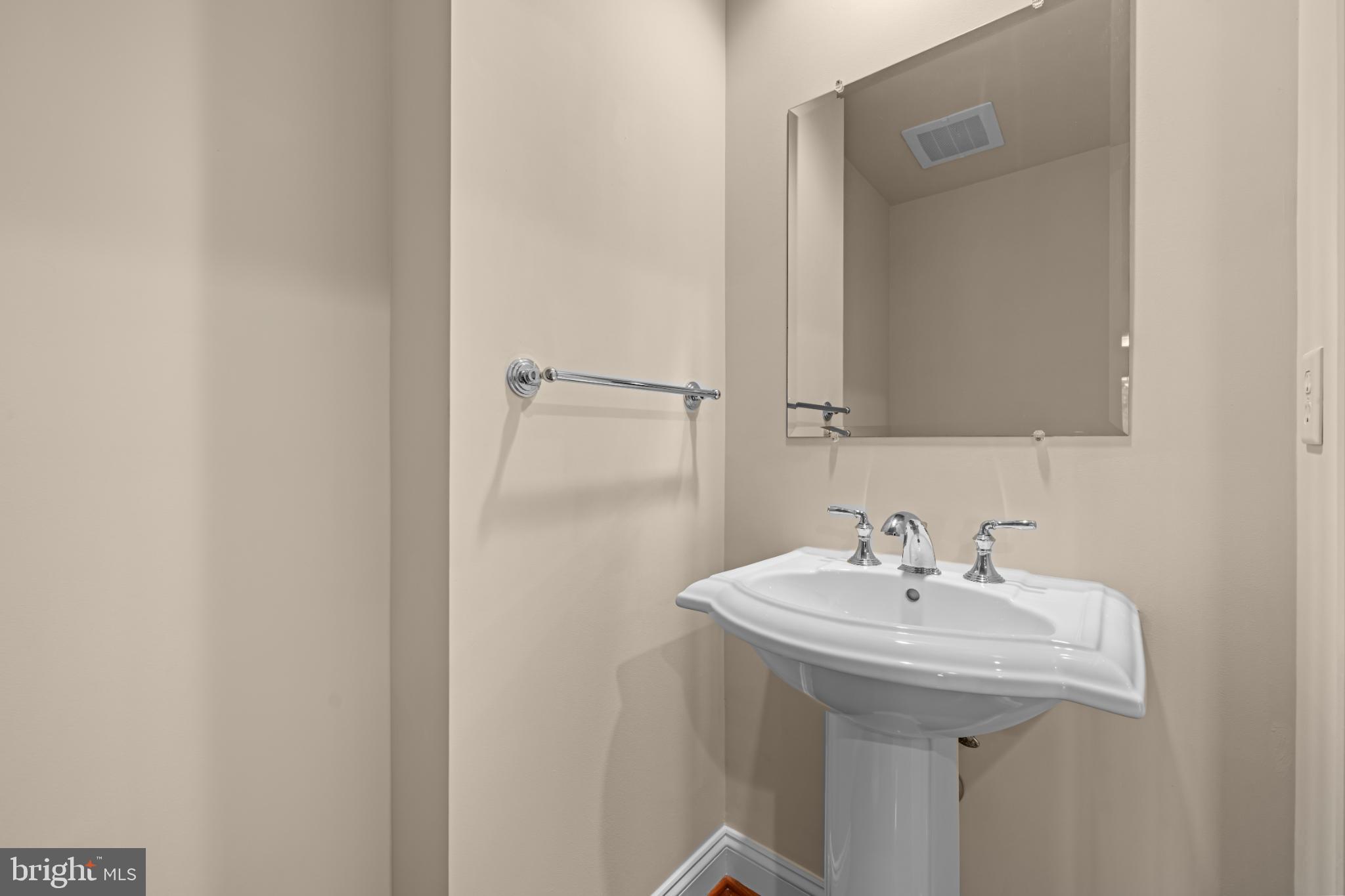 MONROE - Residential