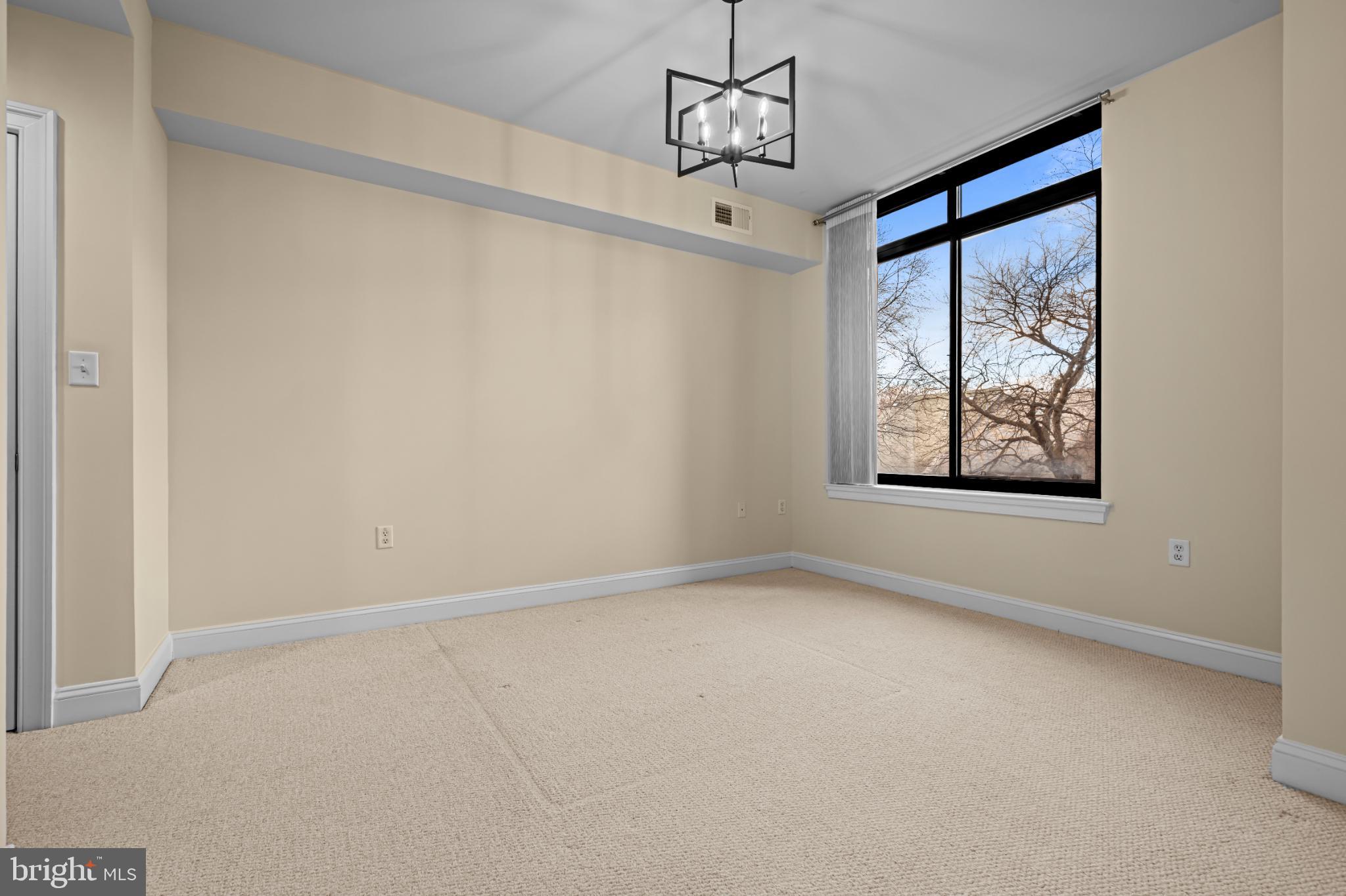 MONROE - Residential