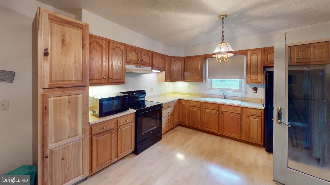 FOUNTAIN HEAD - Residential