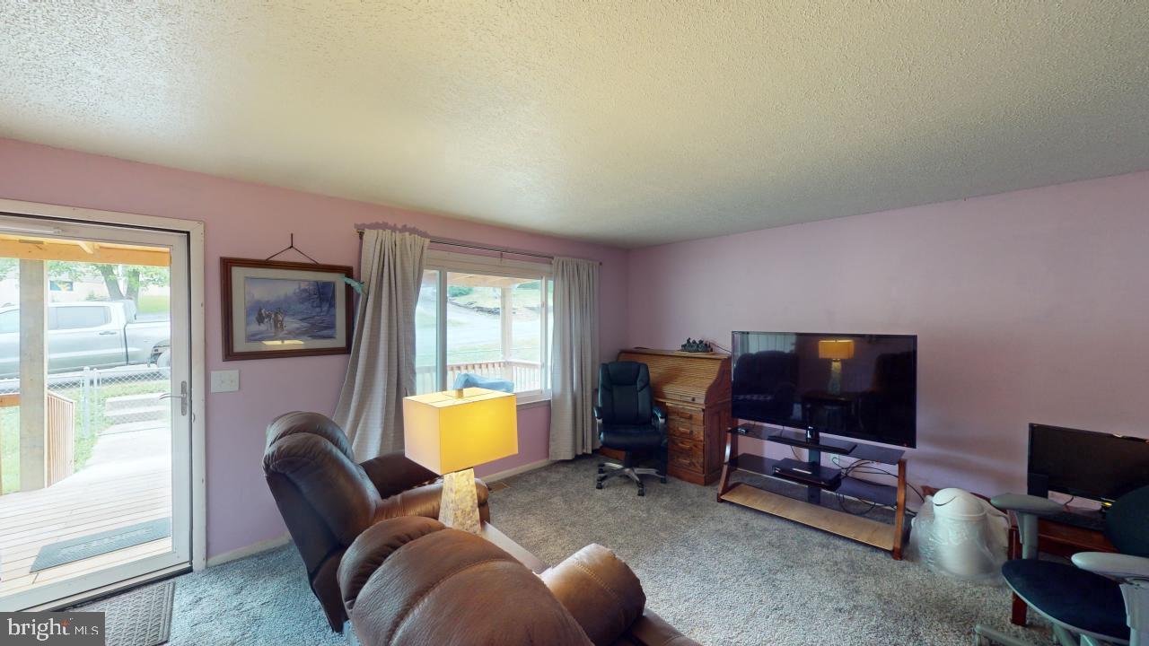 FOUNTAIN HEAD - Residential