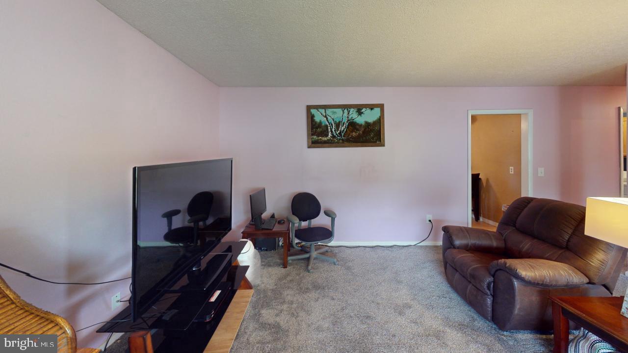 FOUNTAIN HEAD - Residential