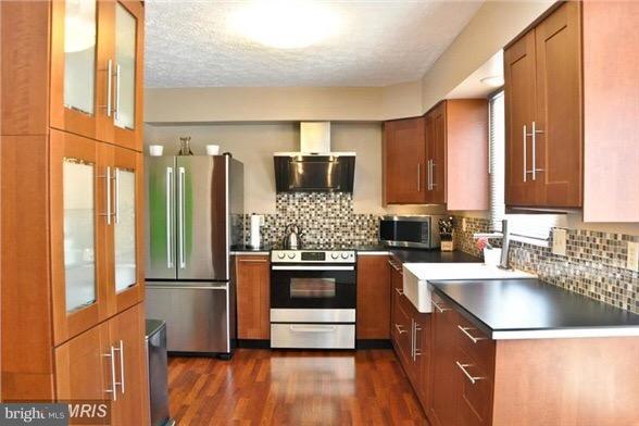 CABIN BRANCH FOREST - Residential Lease