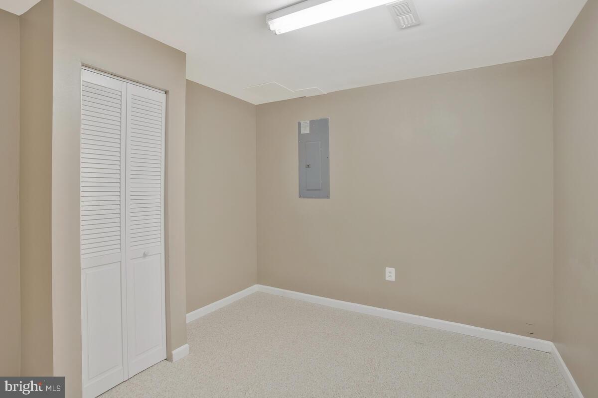 FOXCHASE PLAT 24 - Residential Lease