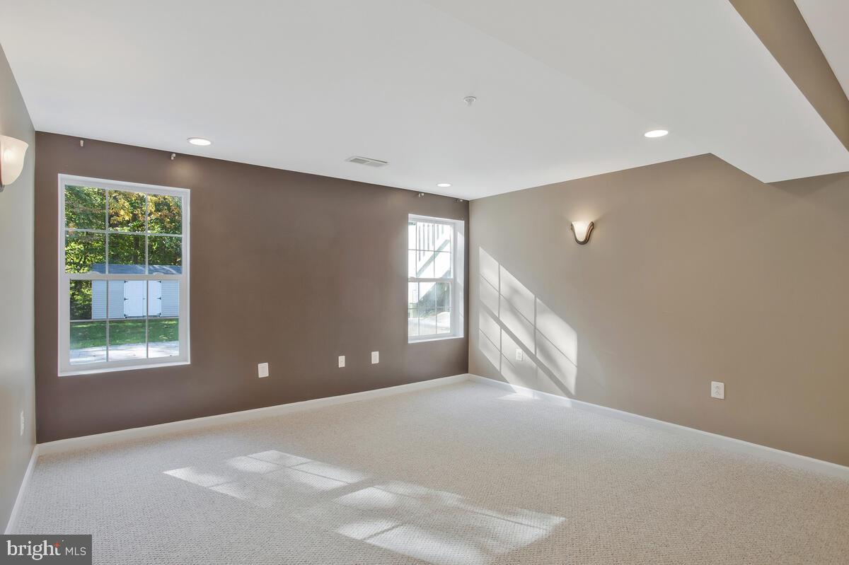 FOXCHASE PLAT 24 - Residential Lease